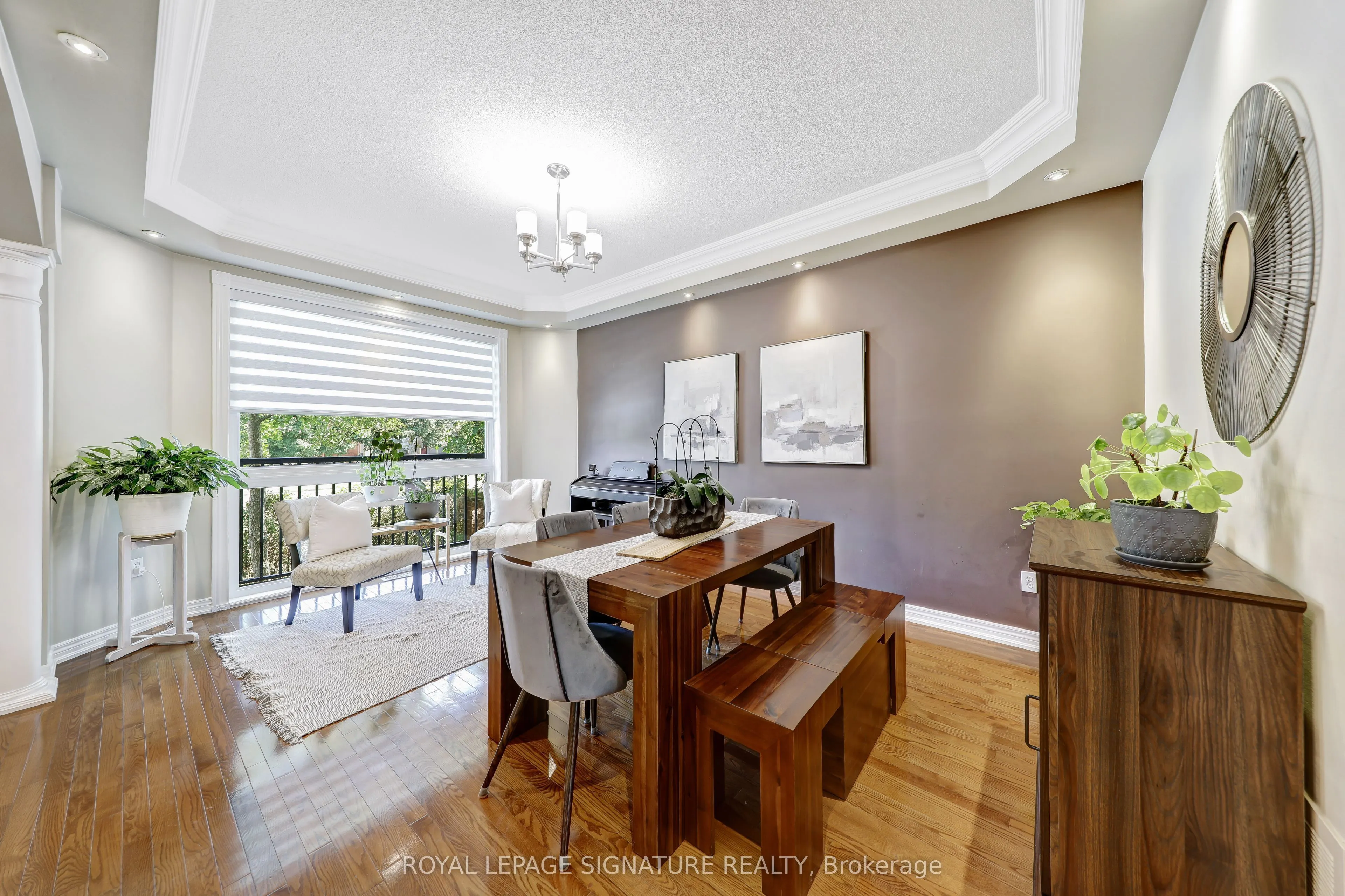 3469 Eglinton Avenue