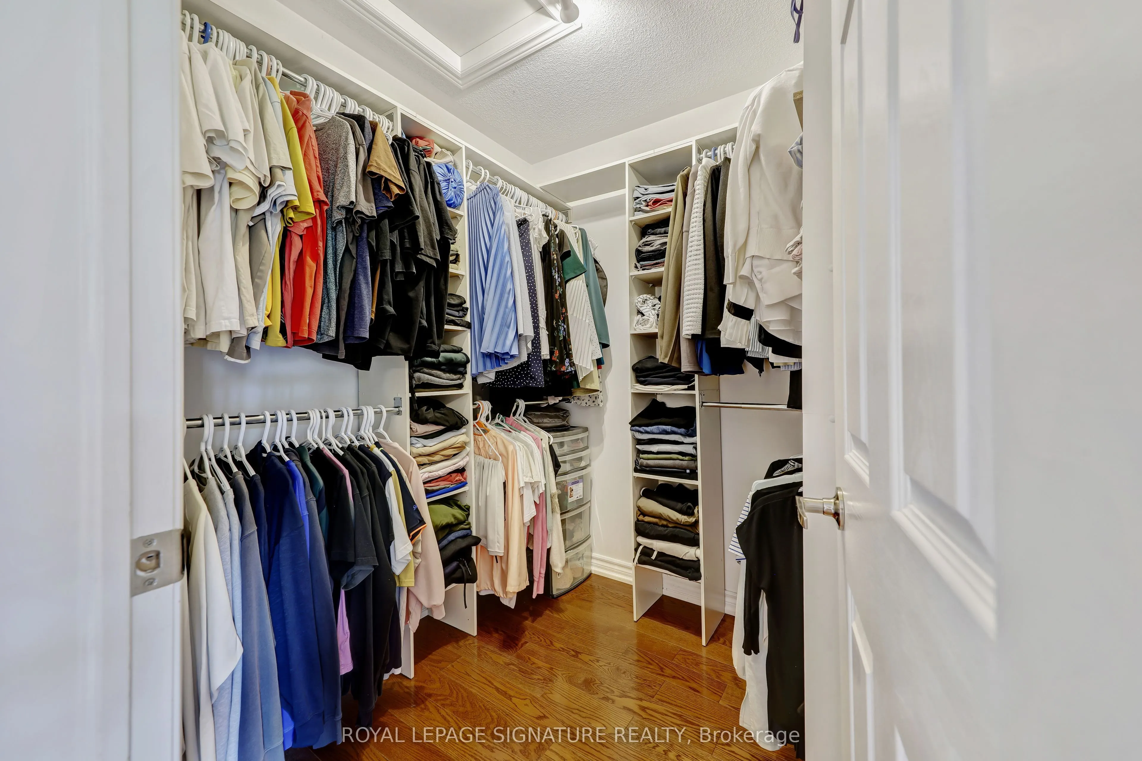 3469 Eglinton Avenue