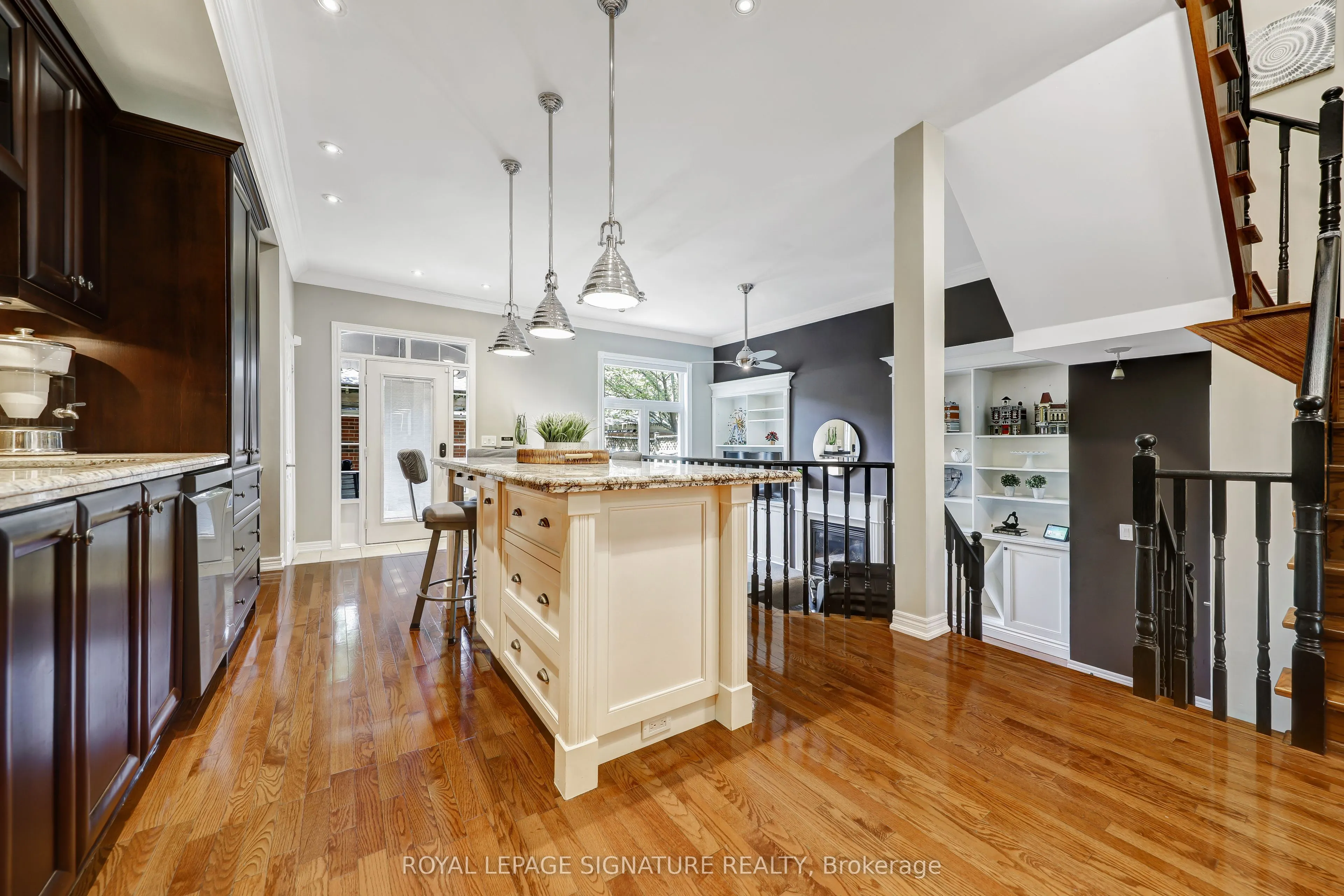 3469 Eglinton Avenue