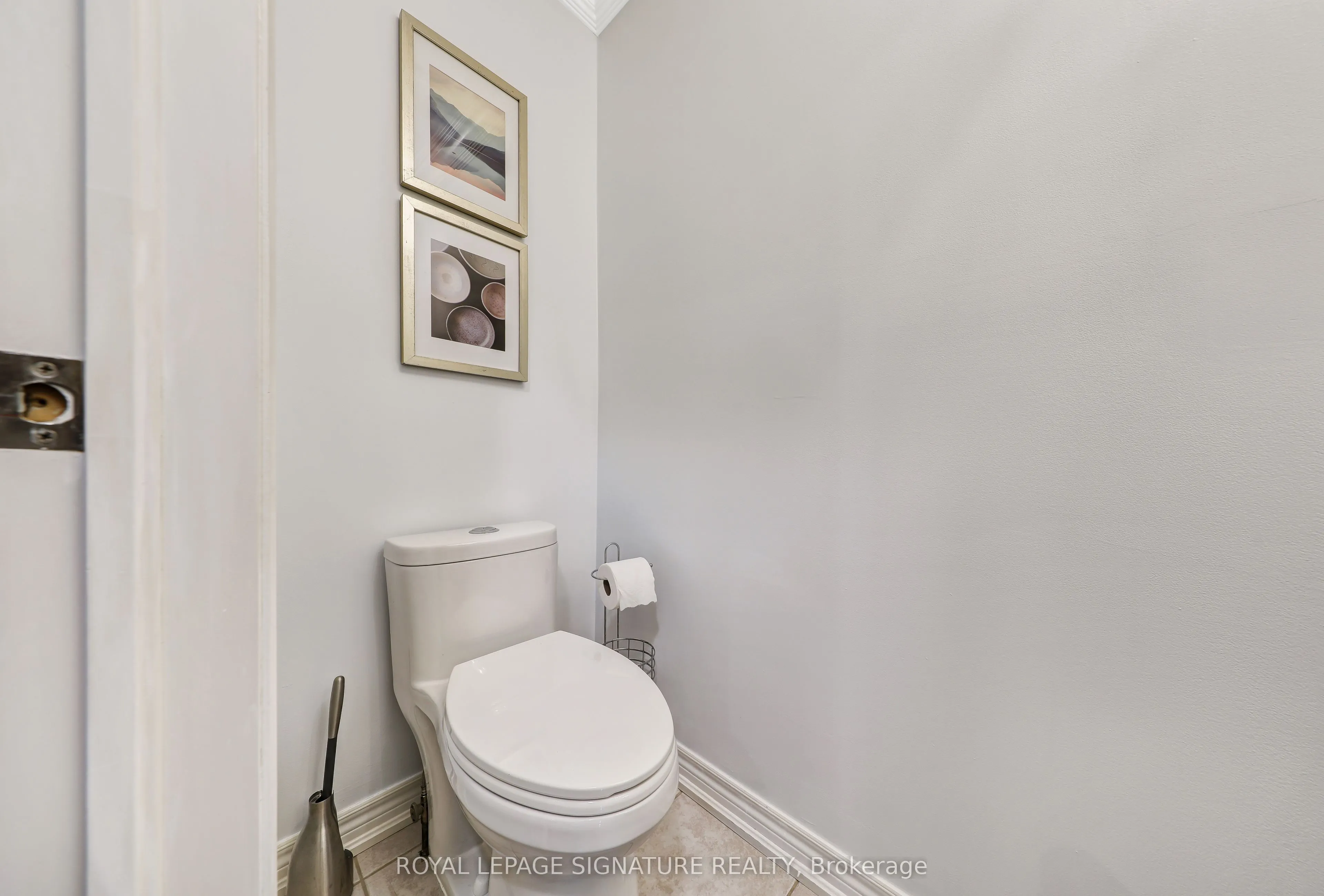 3469 Eglinton Avenue