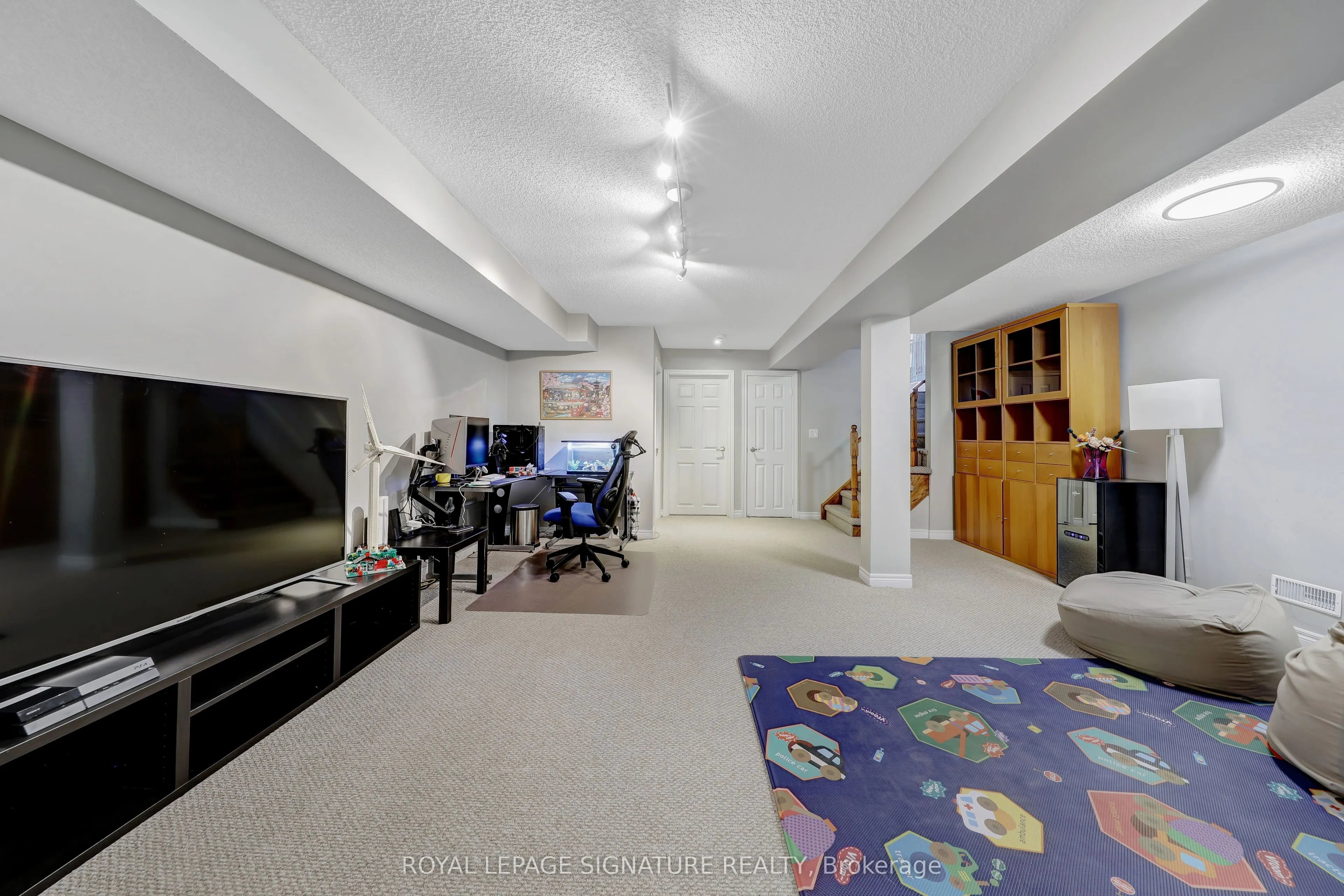 3469 Eglinton Avenue