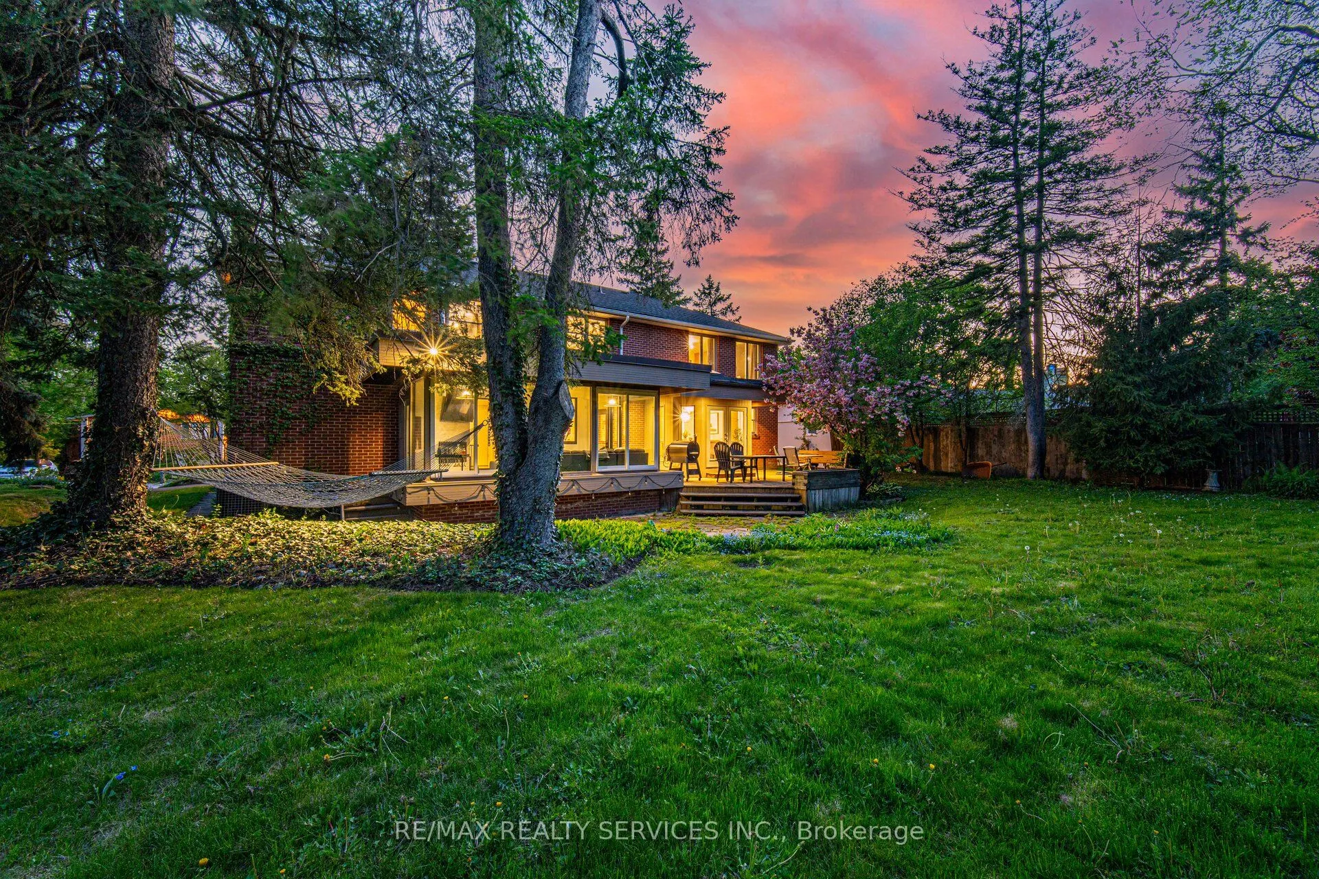 6 John Beck Crescent