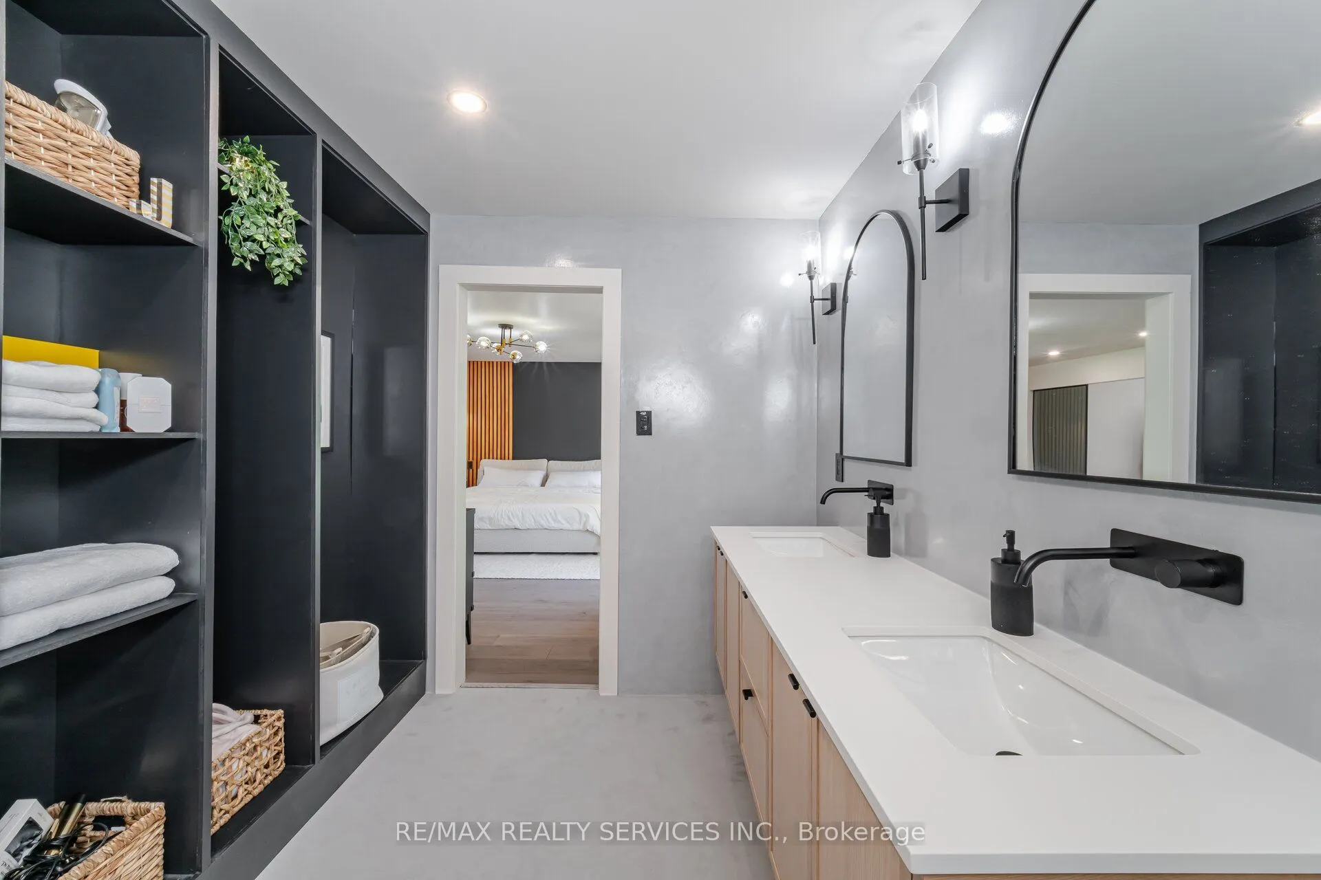 6 John Beck Crescent