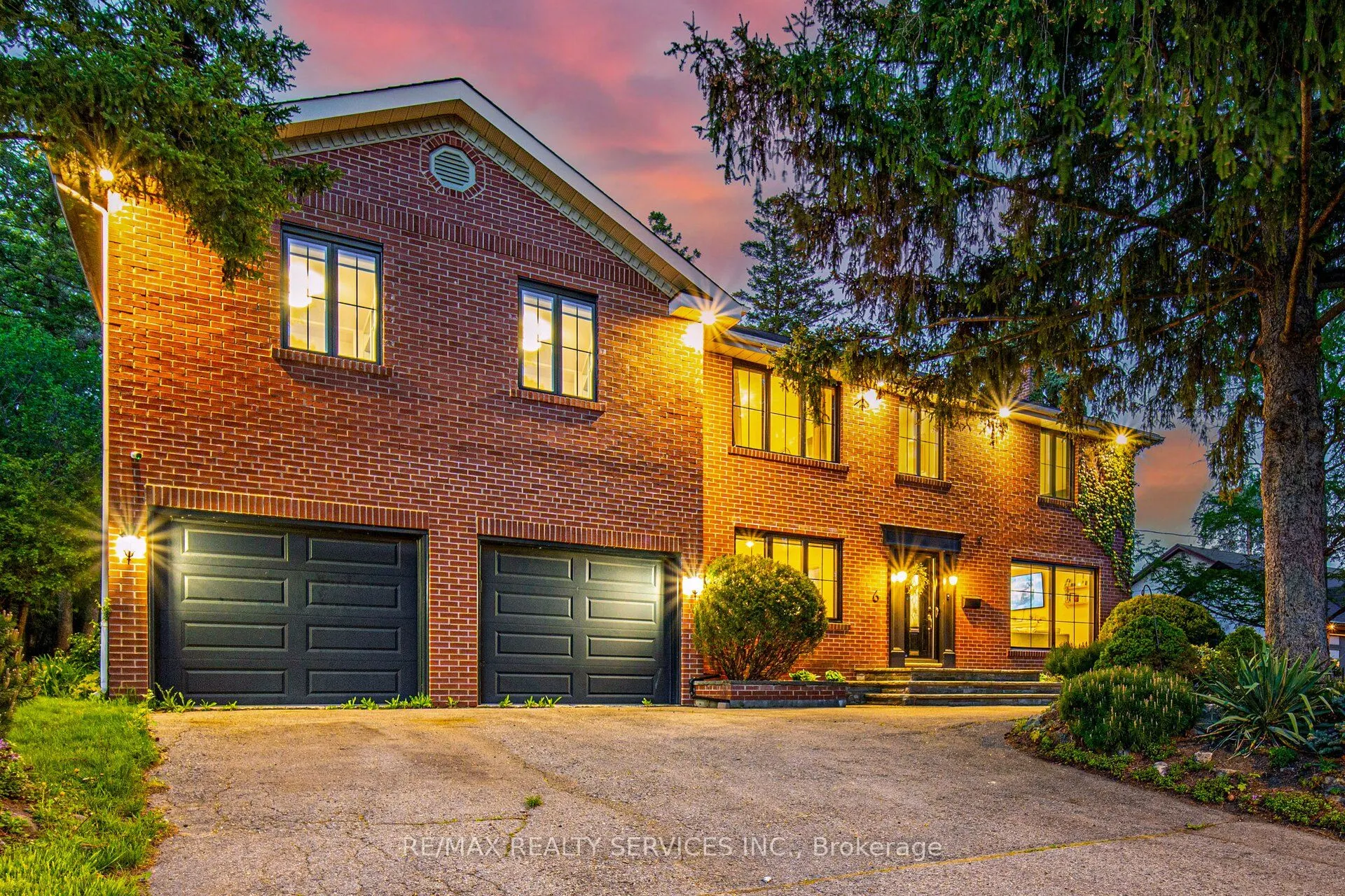 6 John Beck Crescent