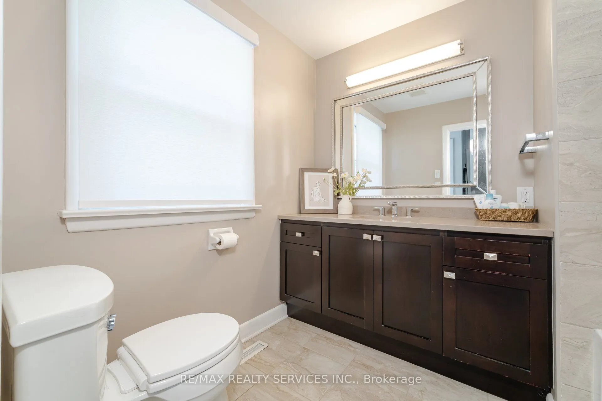 6 John Beck Crescent
