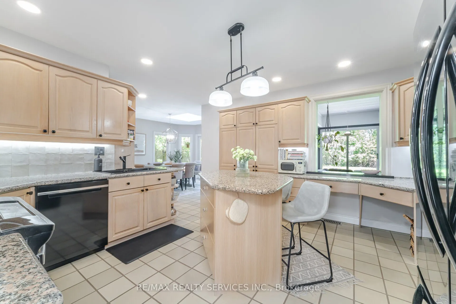 6 John Beck Crescent