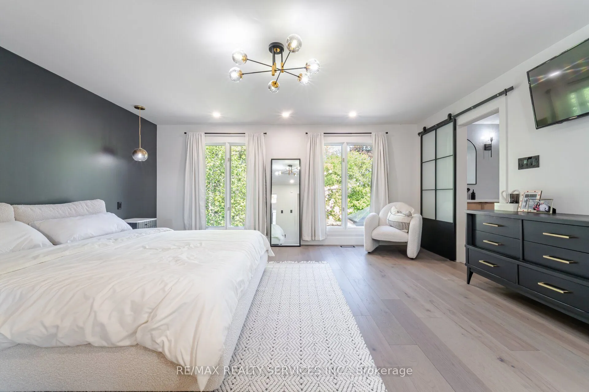 6 John Beck Crescent