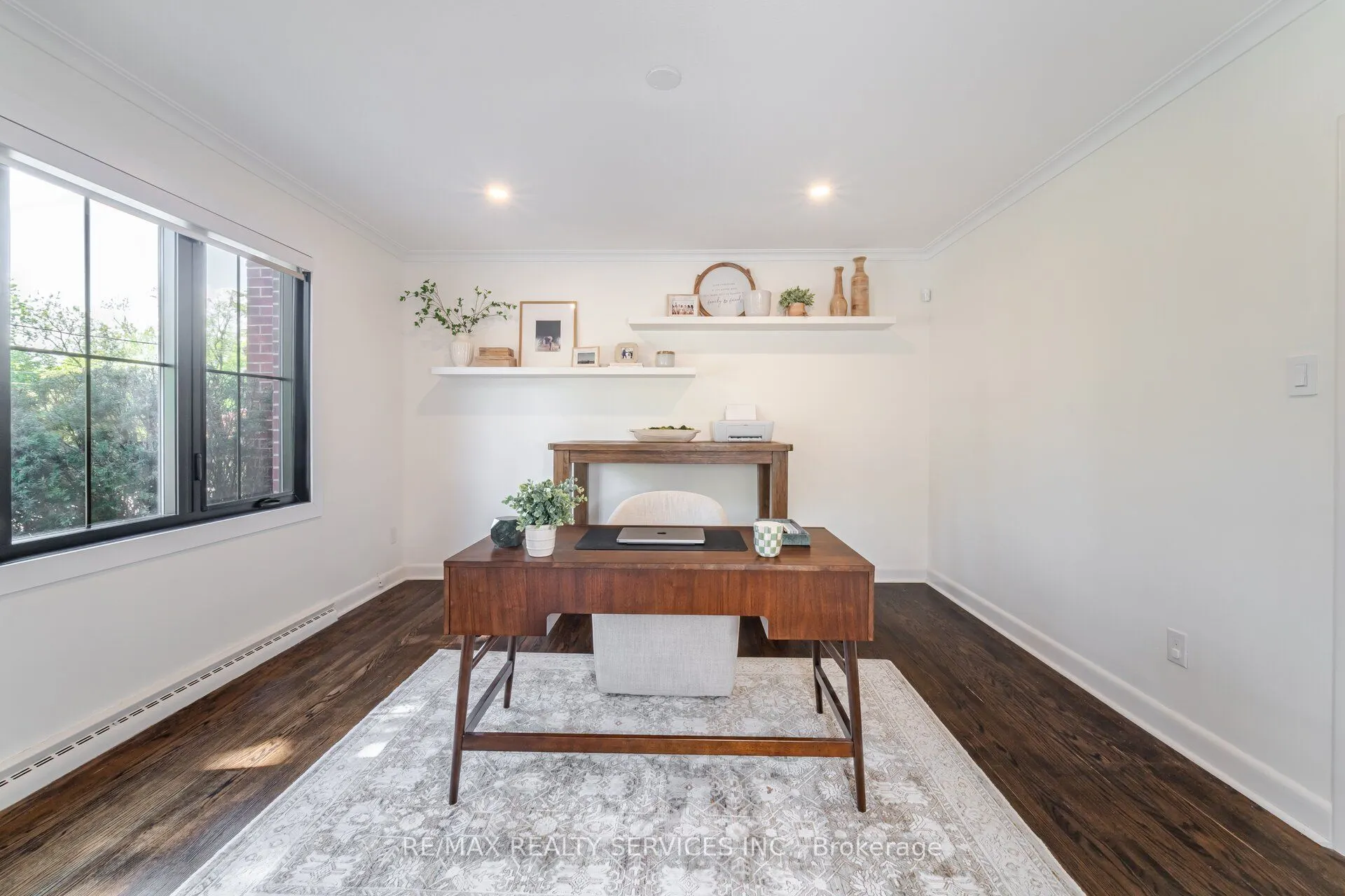 6 John Beck Crescent