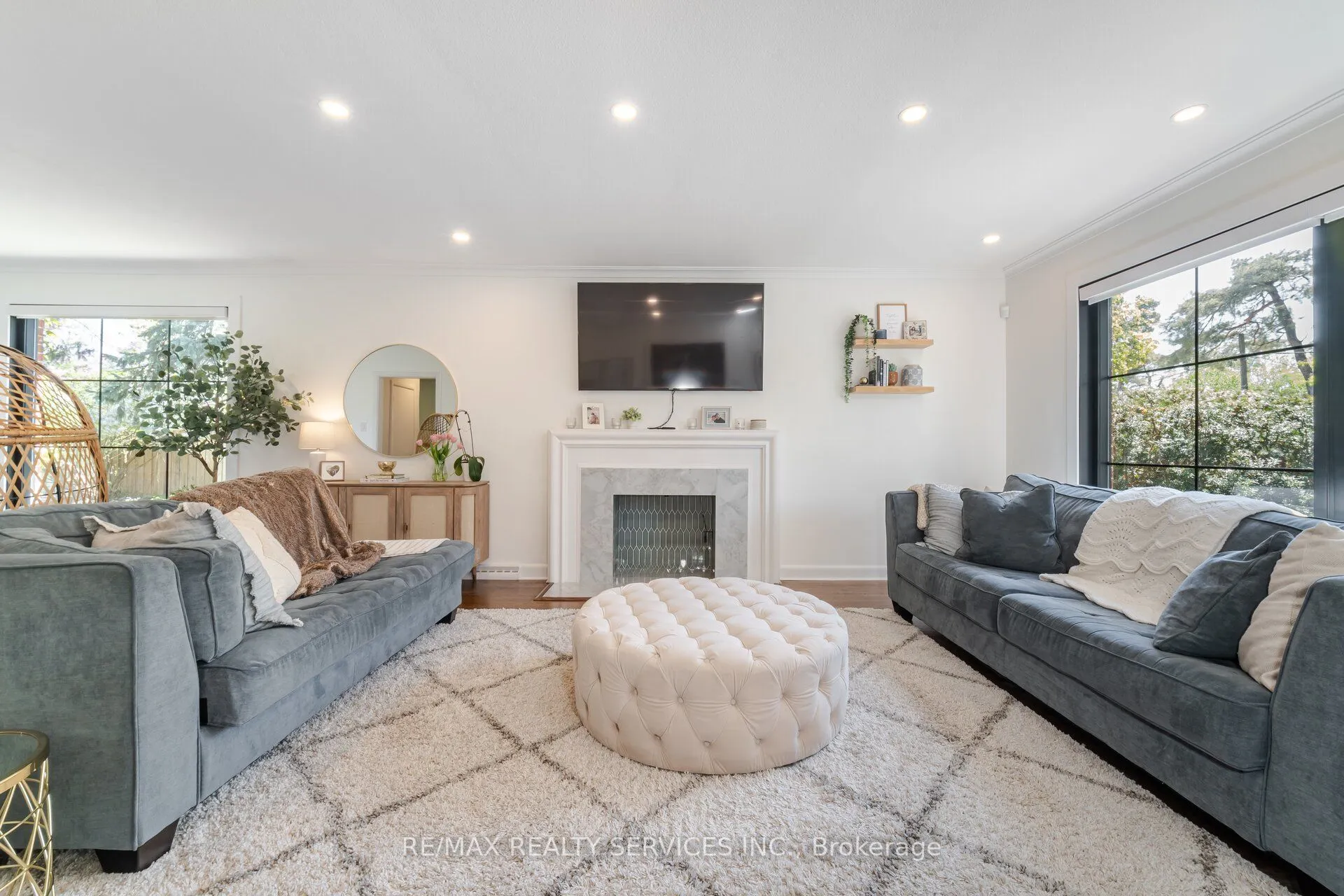 6 John Beck Crescent