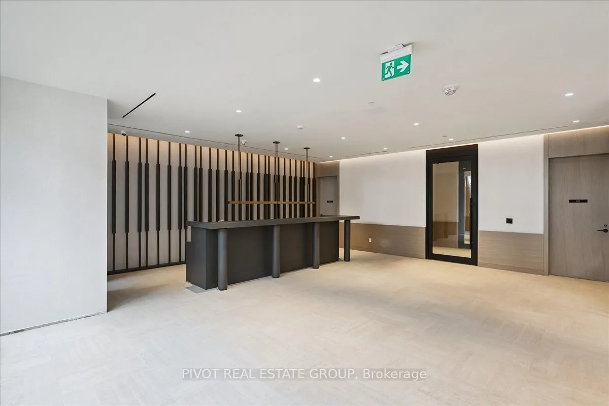 4015 The Exchange, #907