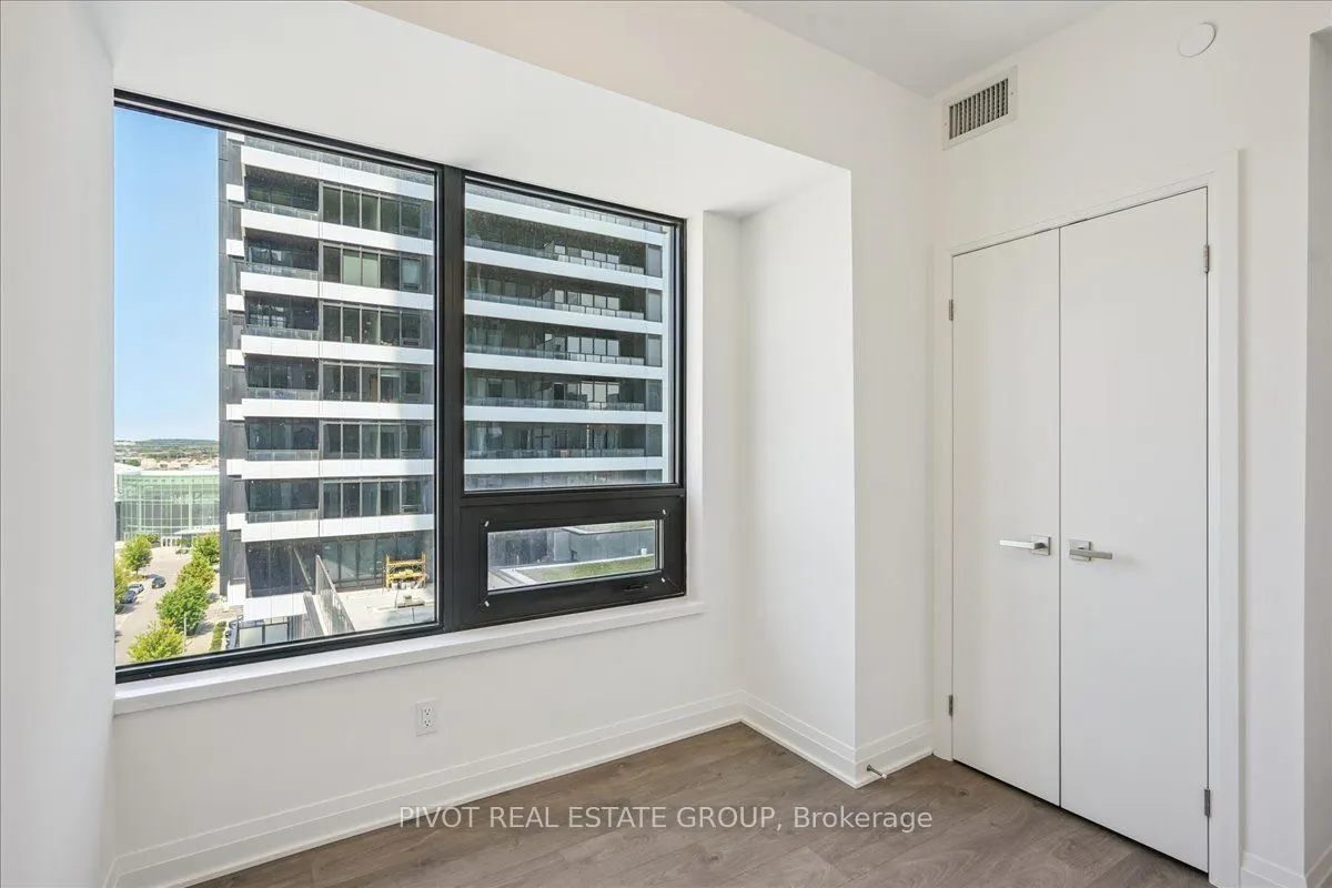 4015 The Exchange, #907