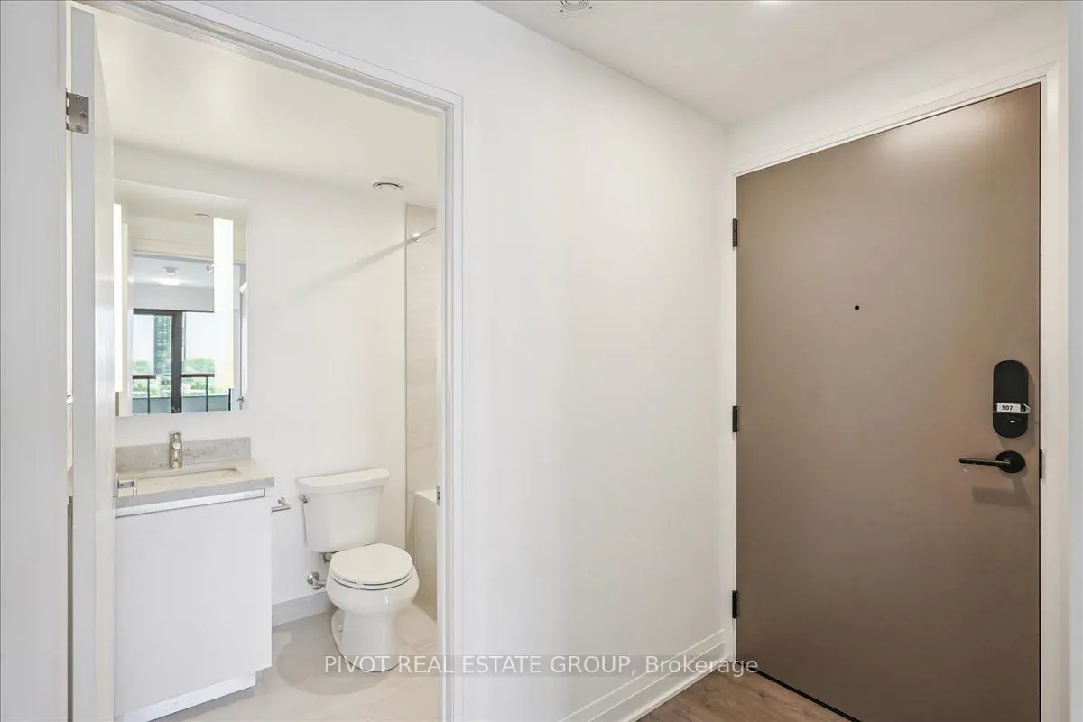 4015 The Exchange, #907