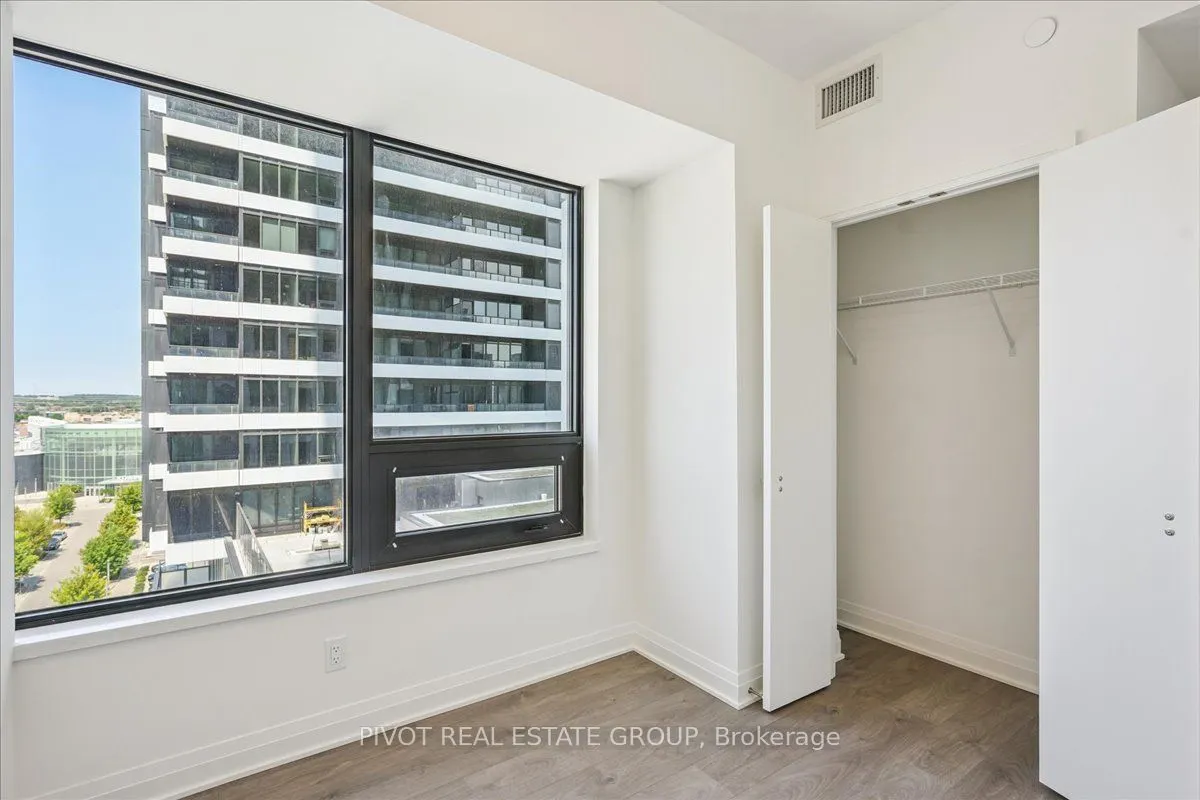 4015 The Exchange, #907