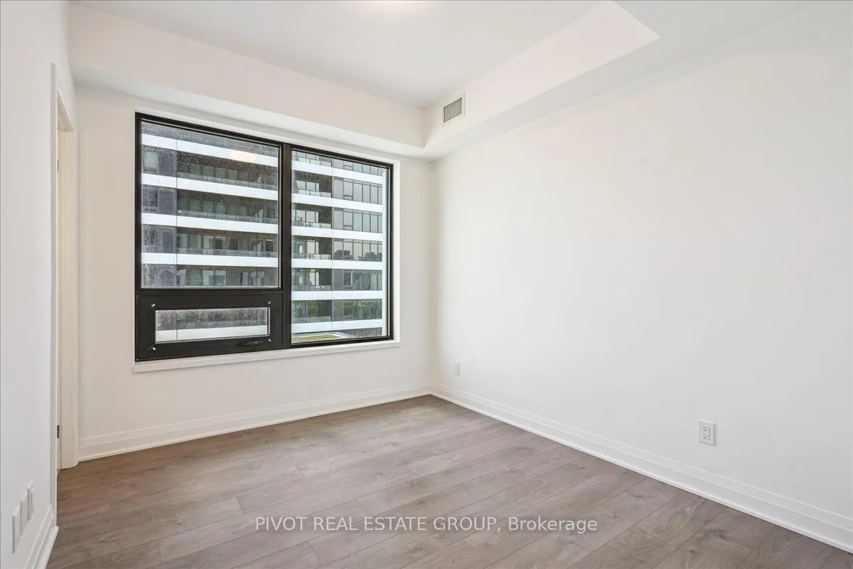 4015 The Exchange, #907
