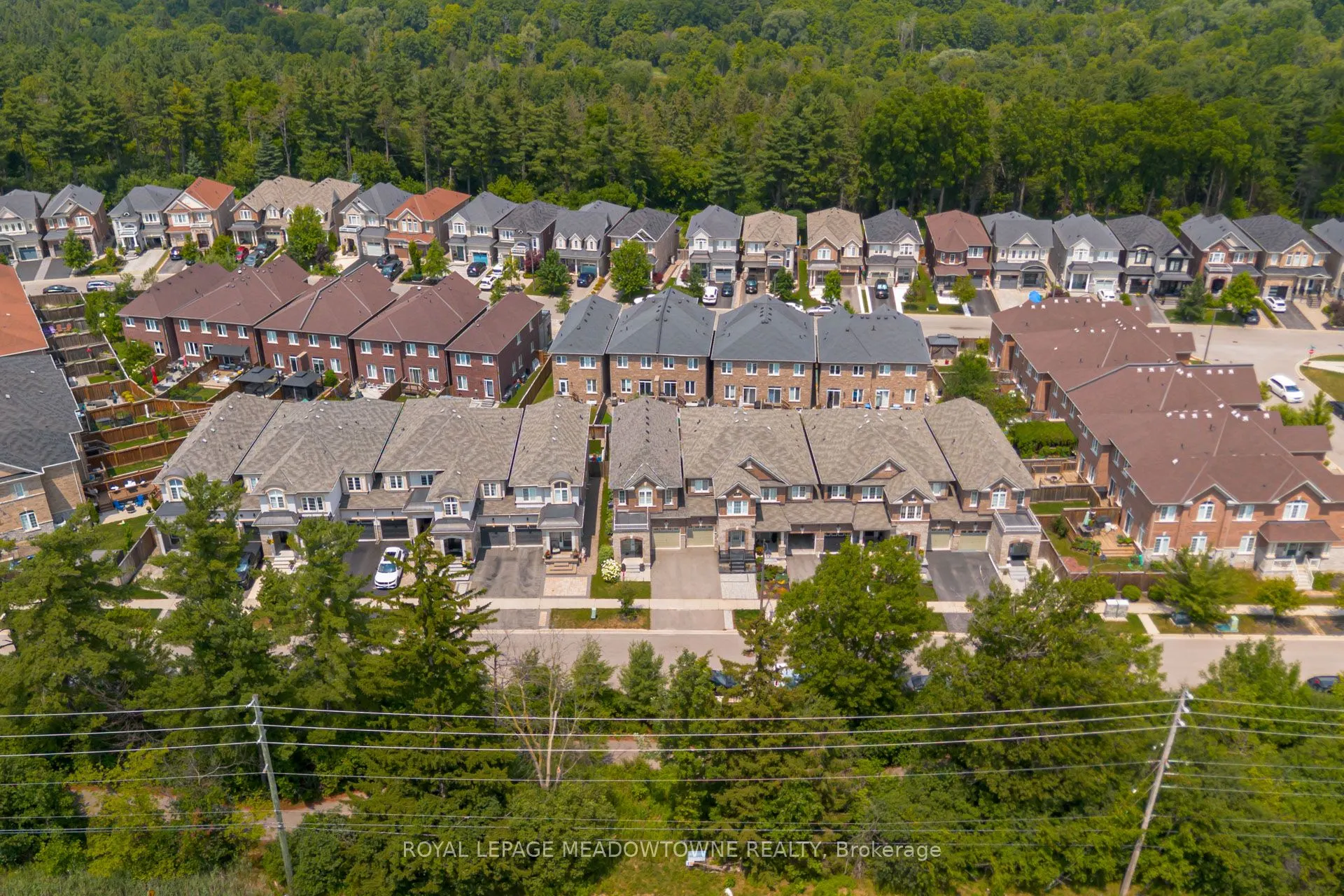 43 Ridgegate Crescent