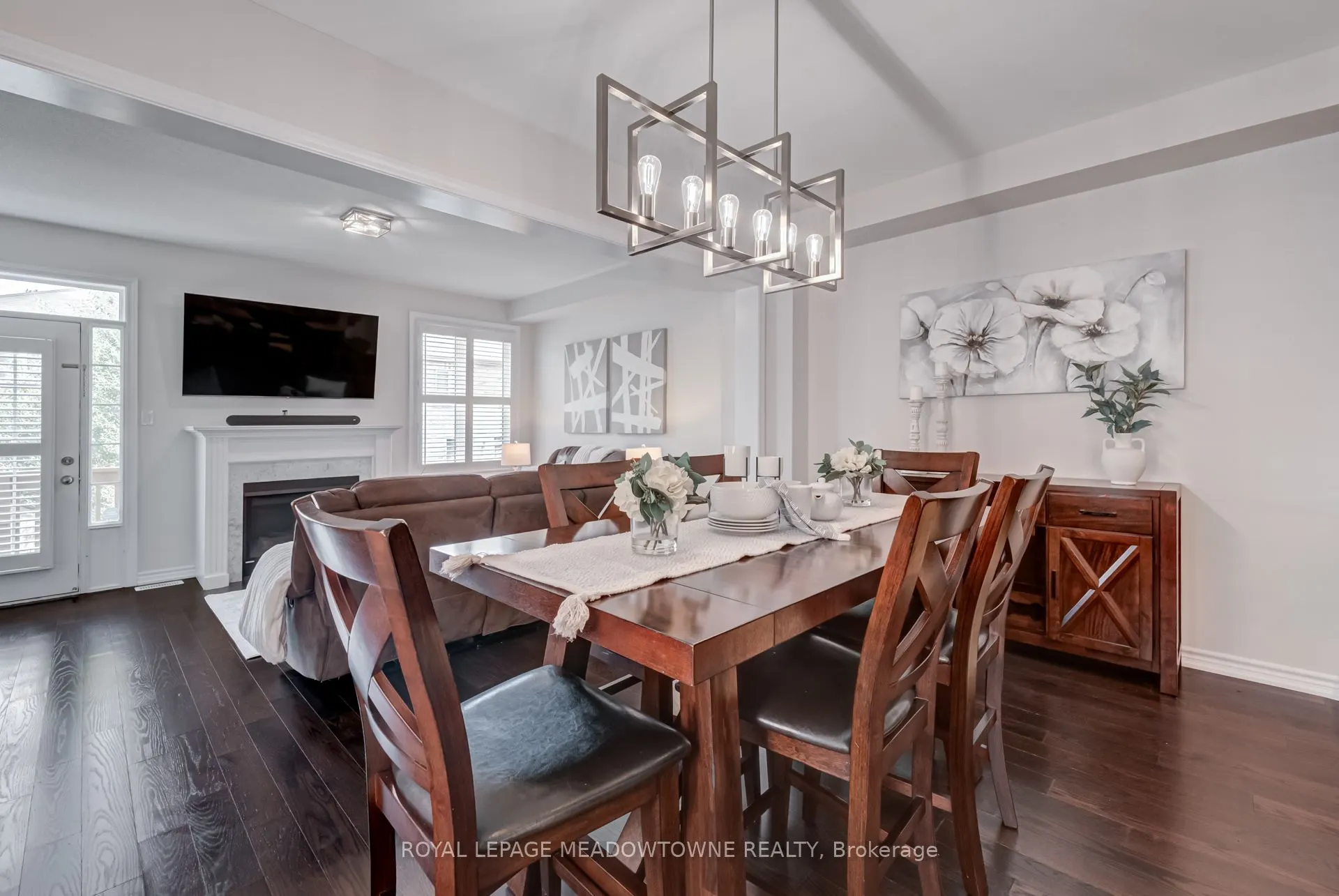 43 Ridgegate Crescent