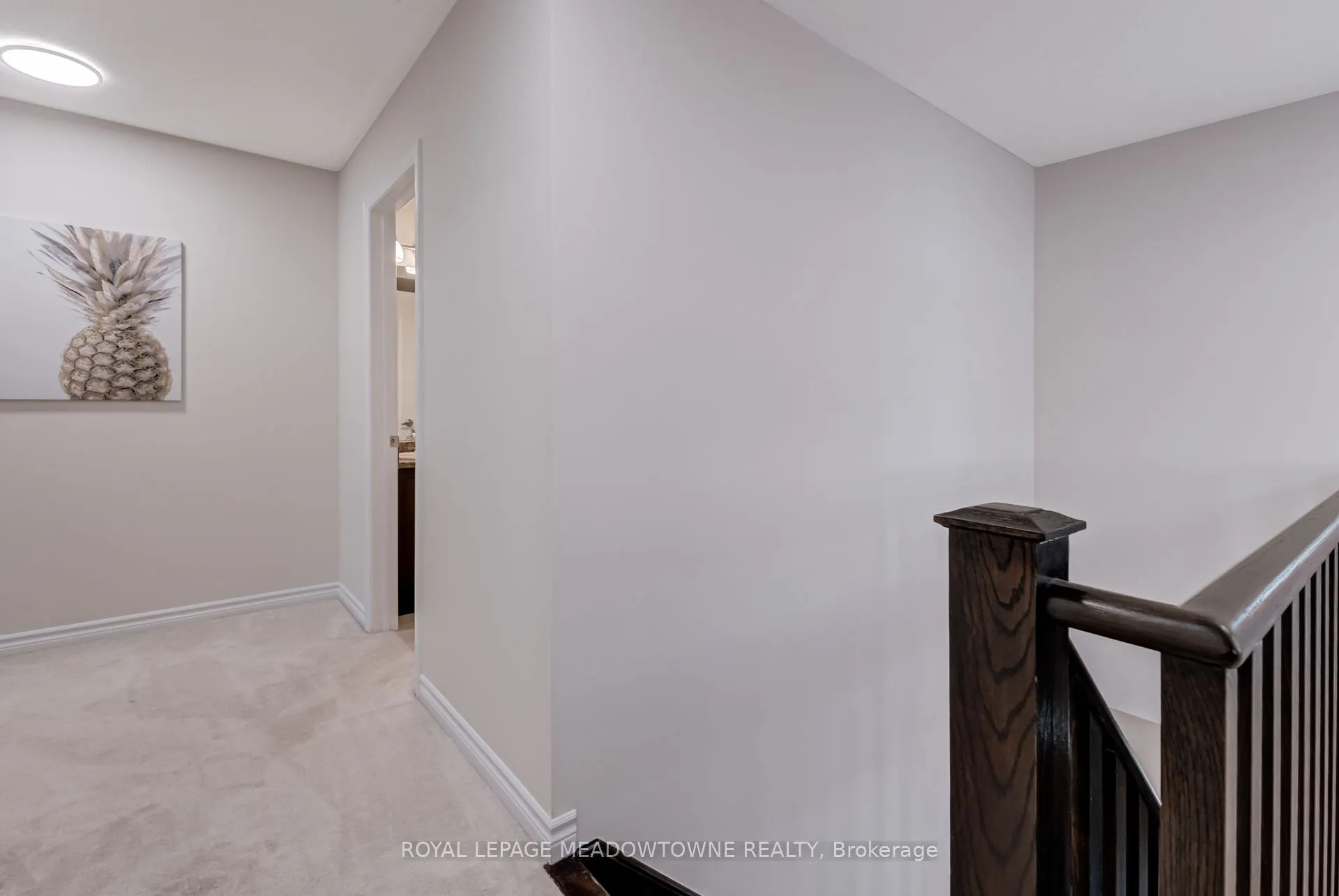 43 Ridgegate Crescent