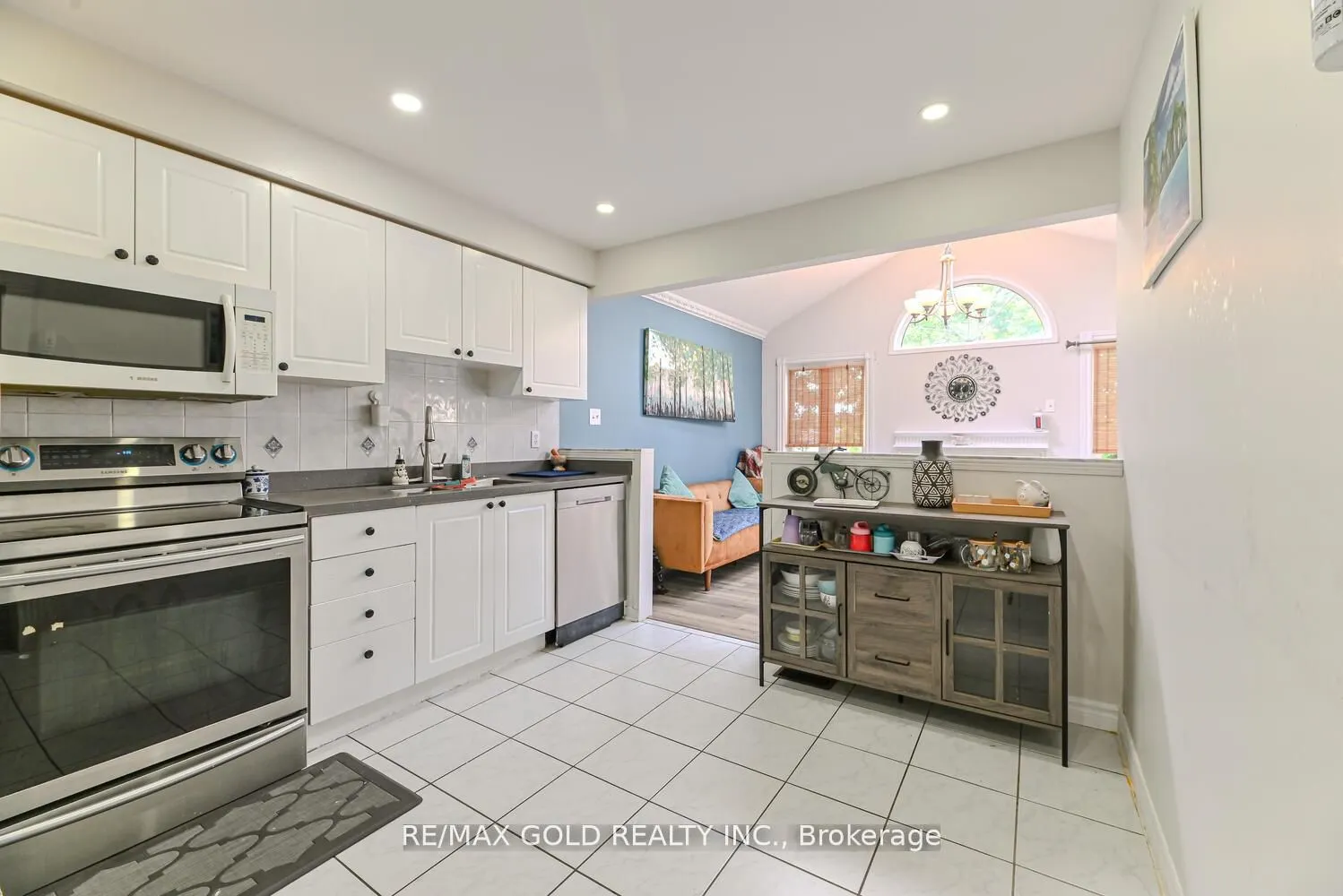 89 Black Forest Drive