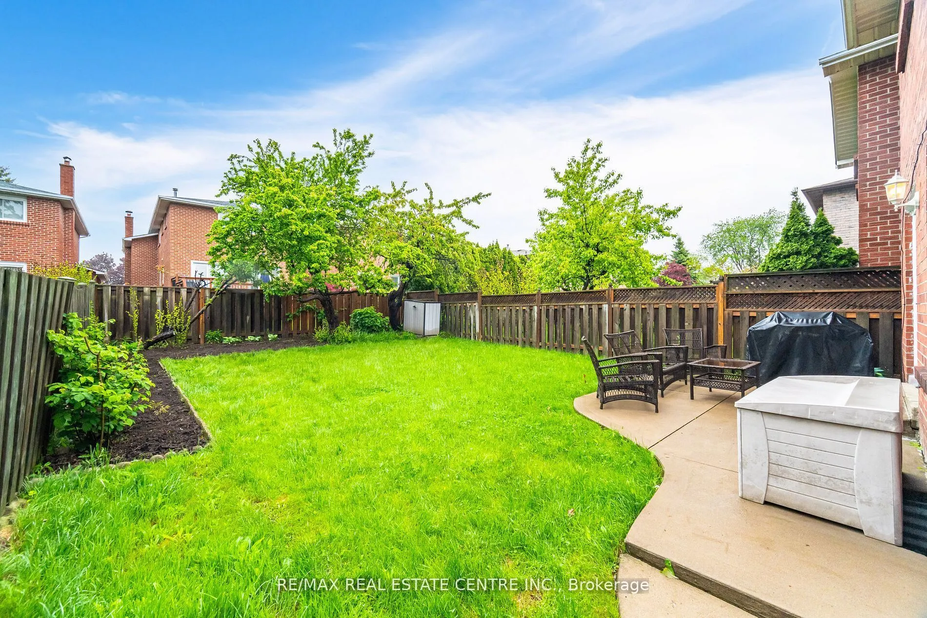 1196 Bough Beeches Boulevard