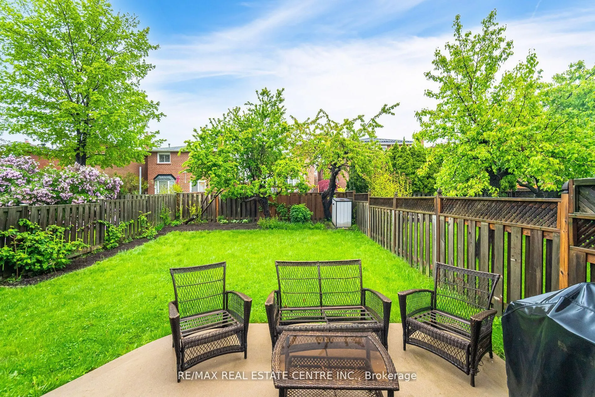 1196 Bough Beeches Boulevard