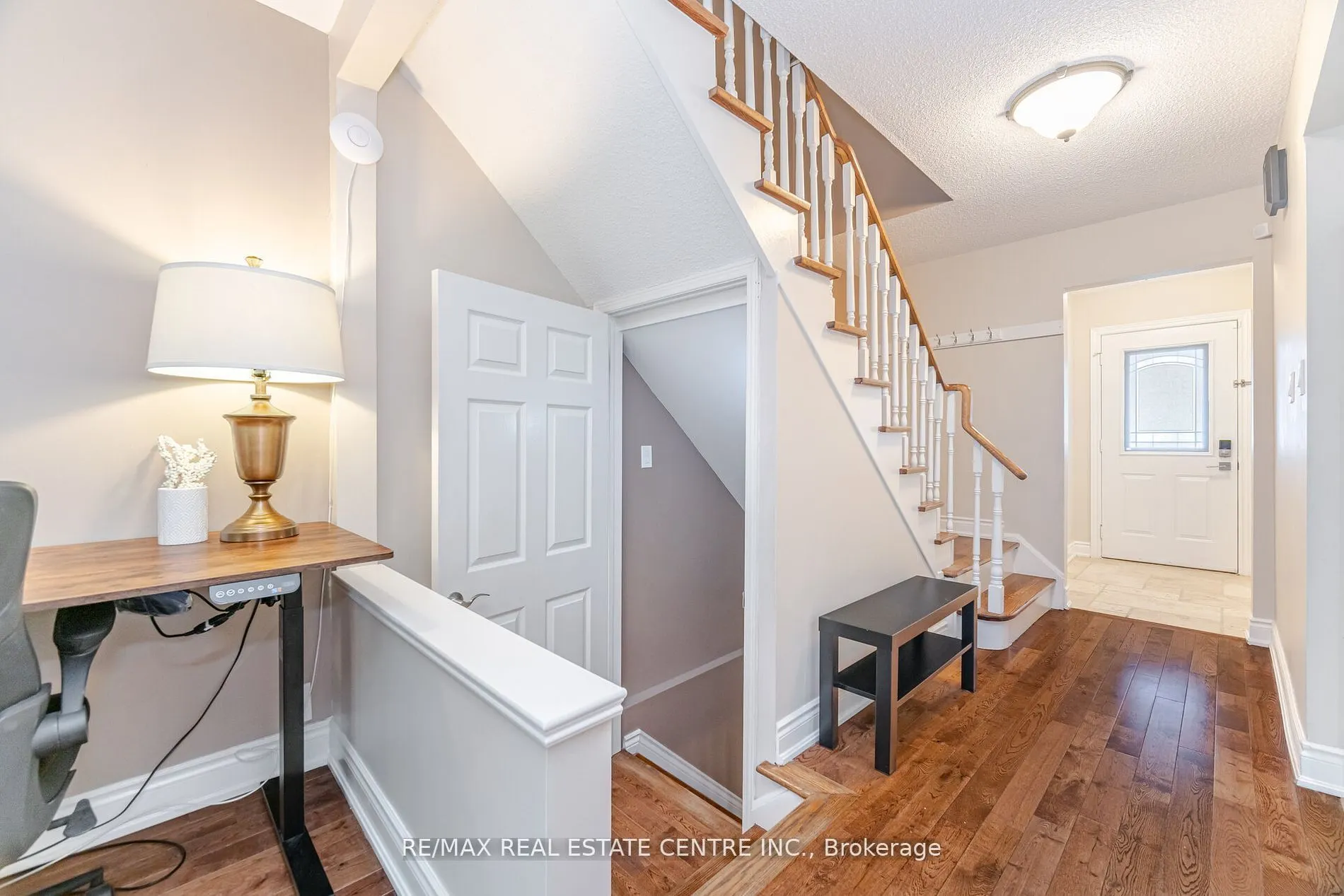1196 Bough Beeches Boulevard