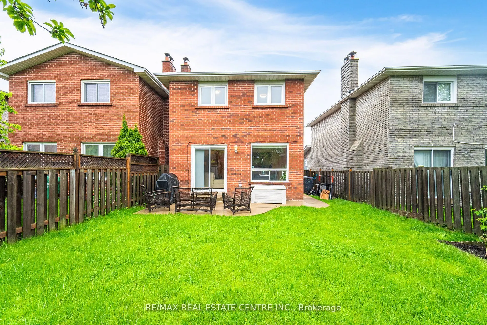 1196 Bough Beeches Boulevard
