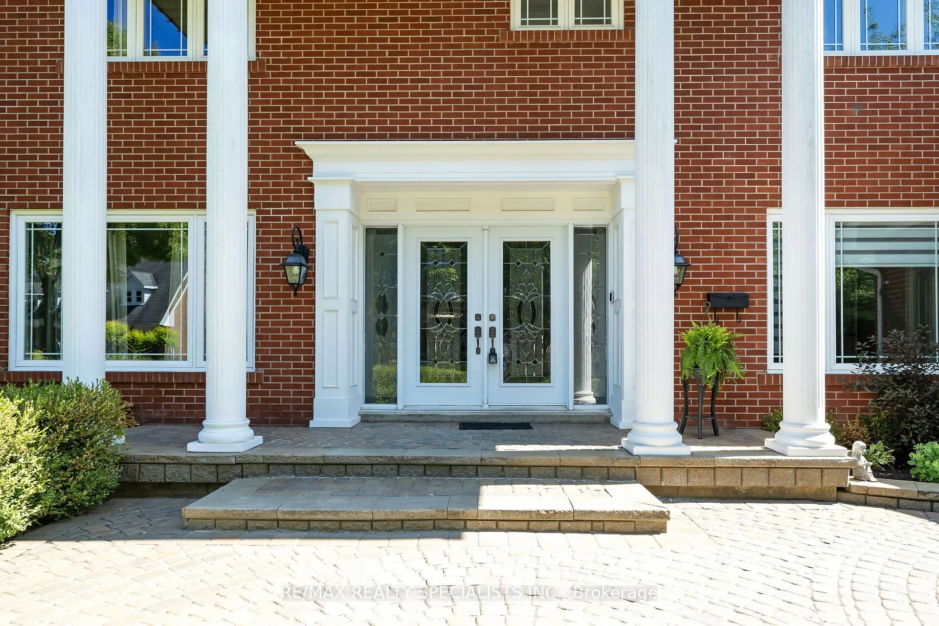 1480 Ballyclare Drive