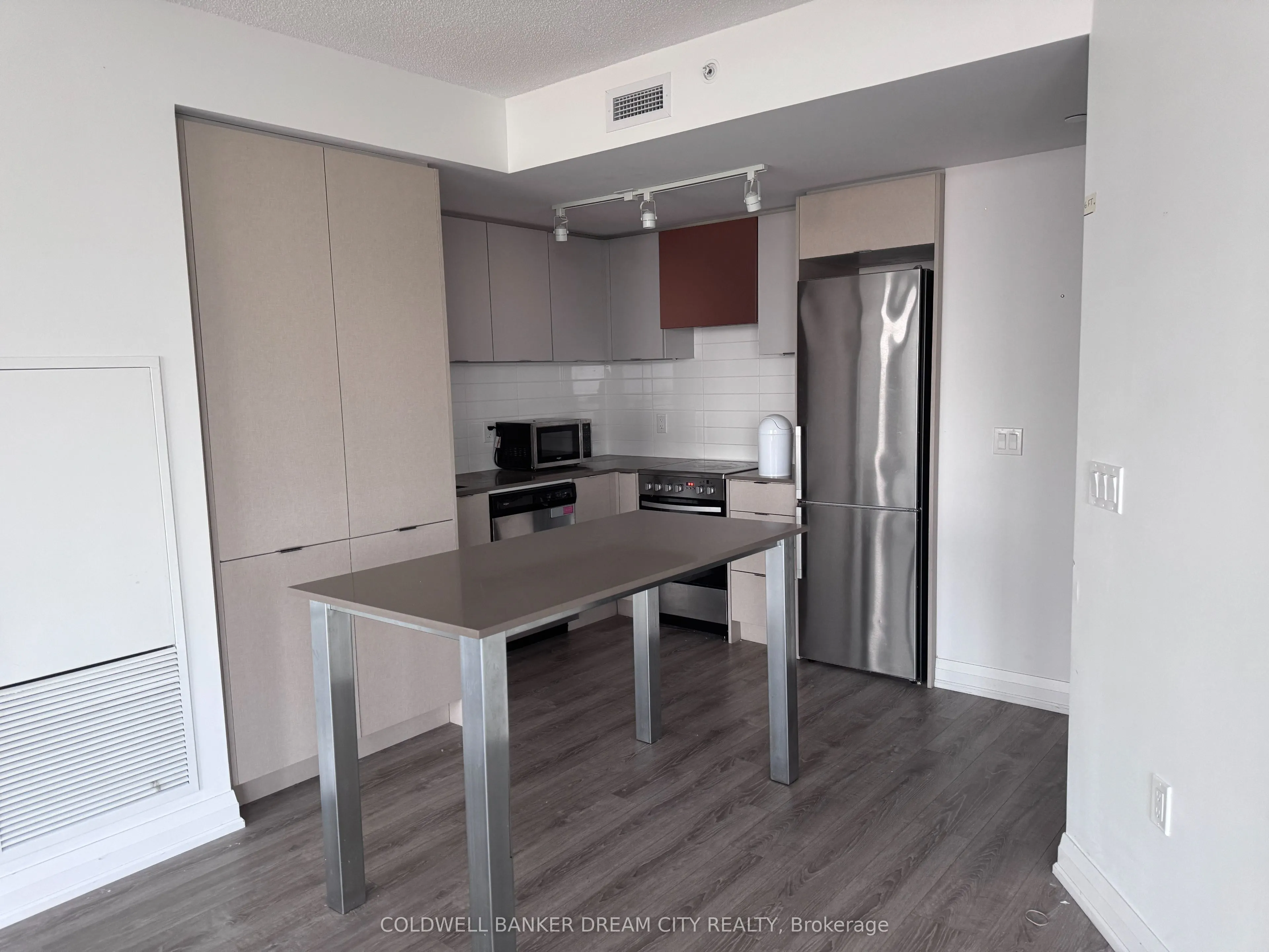 30 Gibbs Road, #2708