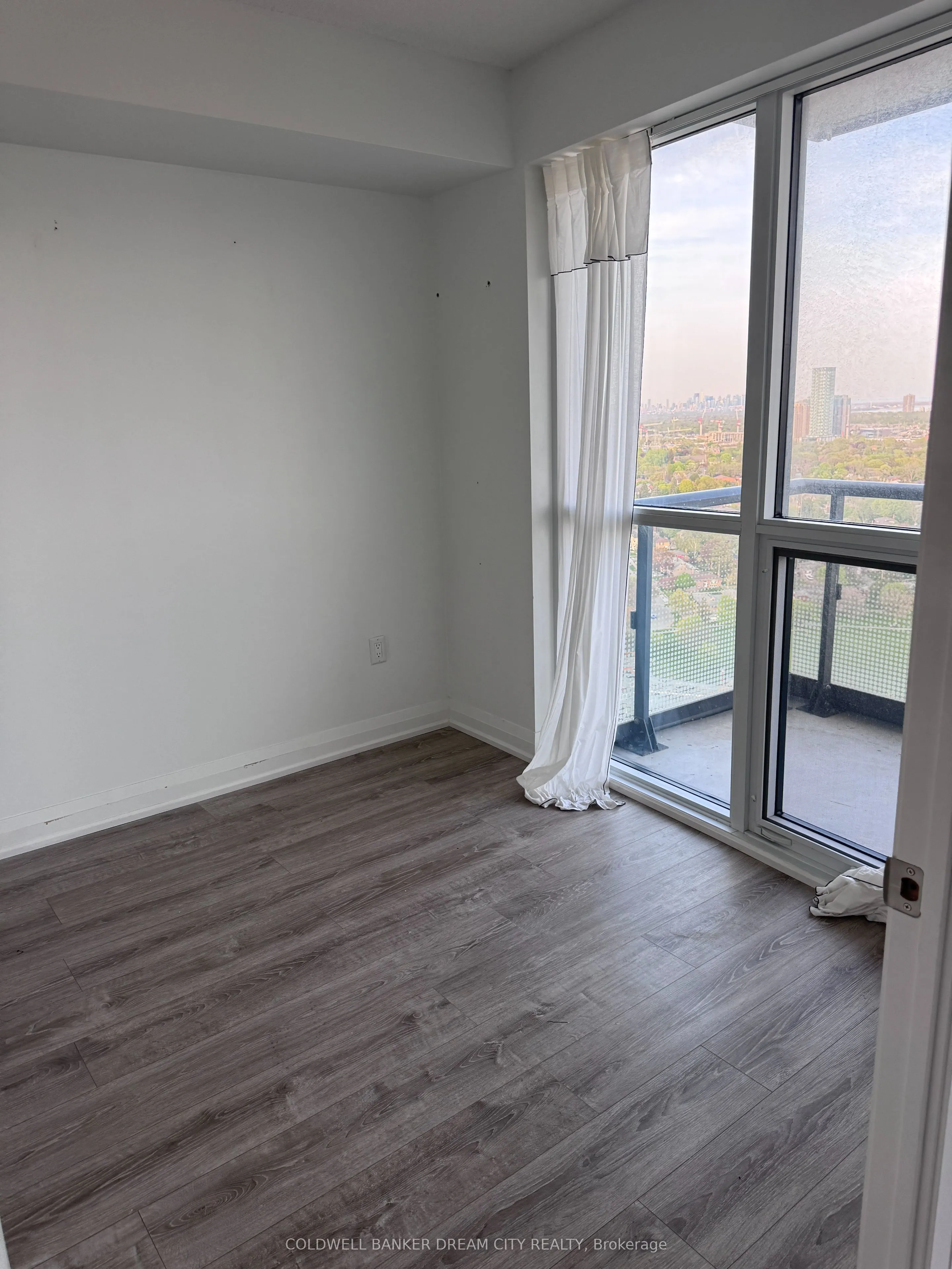 30 Gibbs Road, #2708