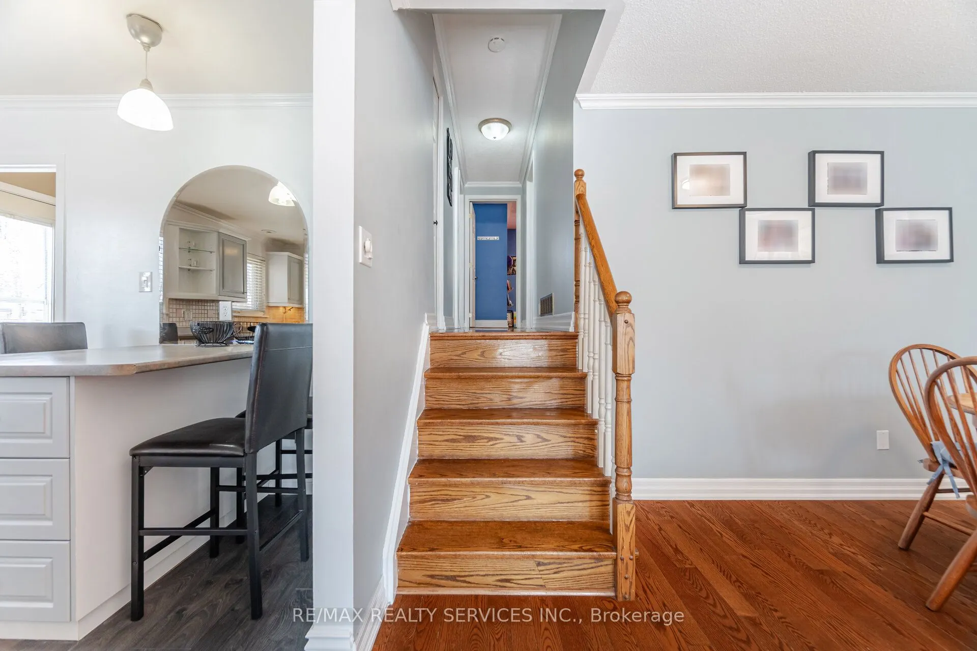 8 Reigate Avenue
