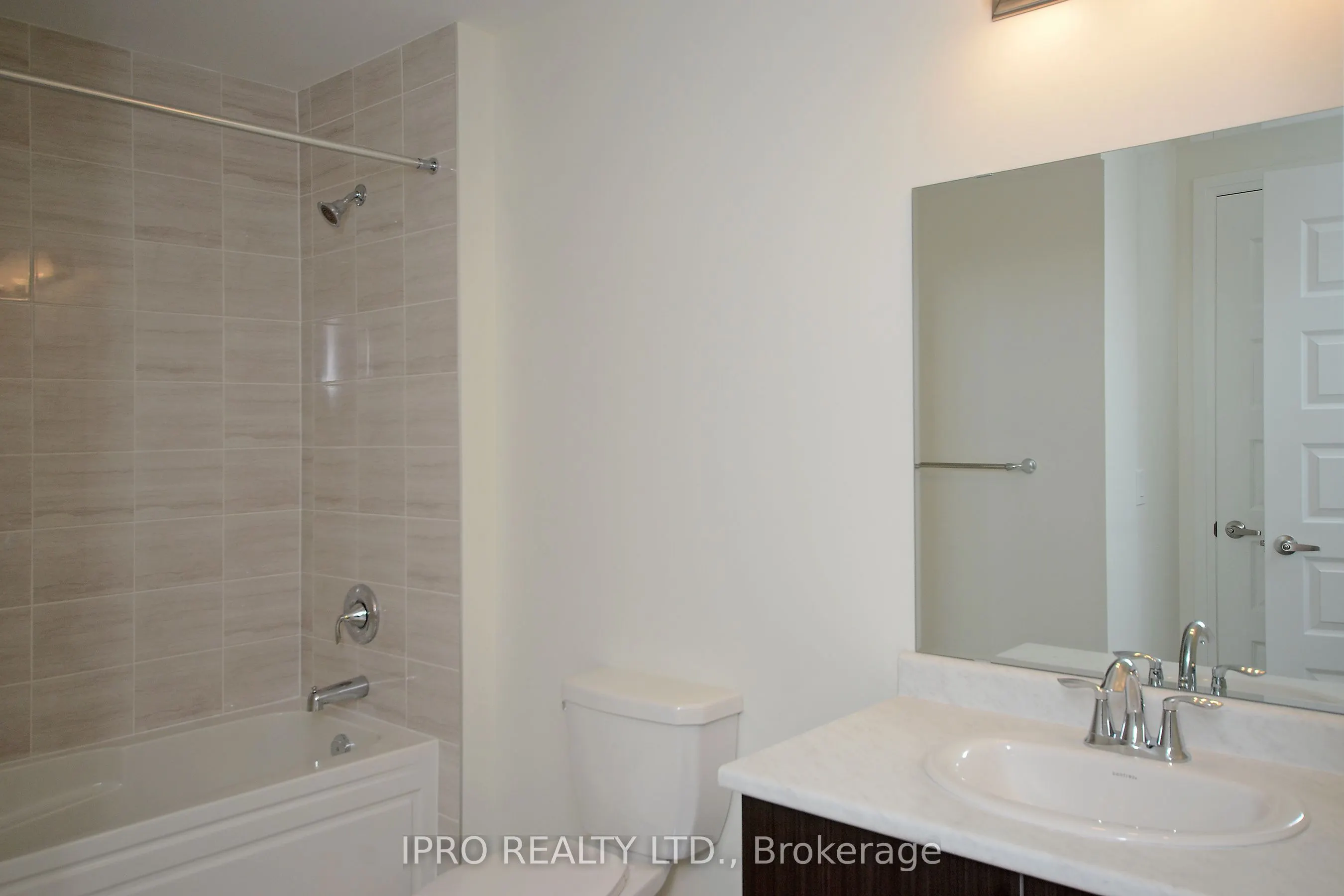 128 Grovewood Common, #435