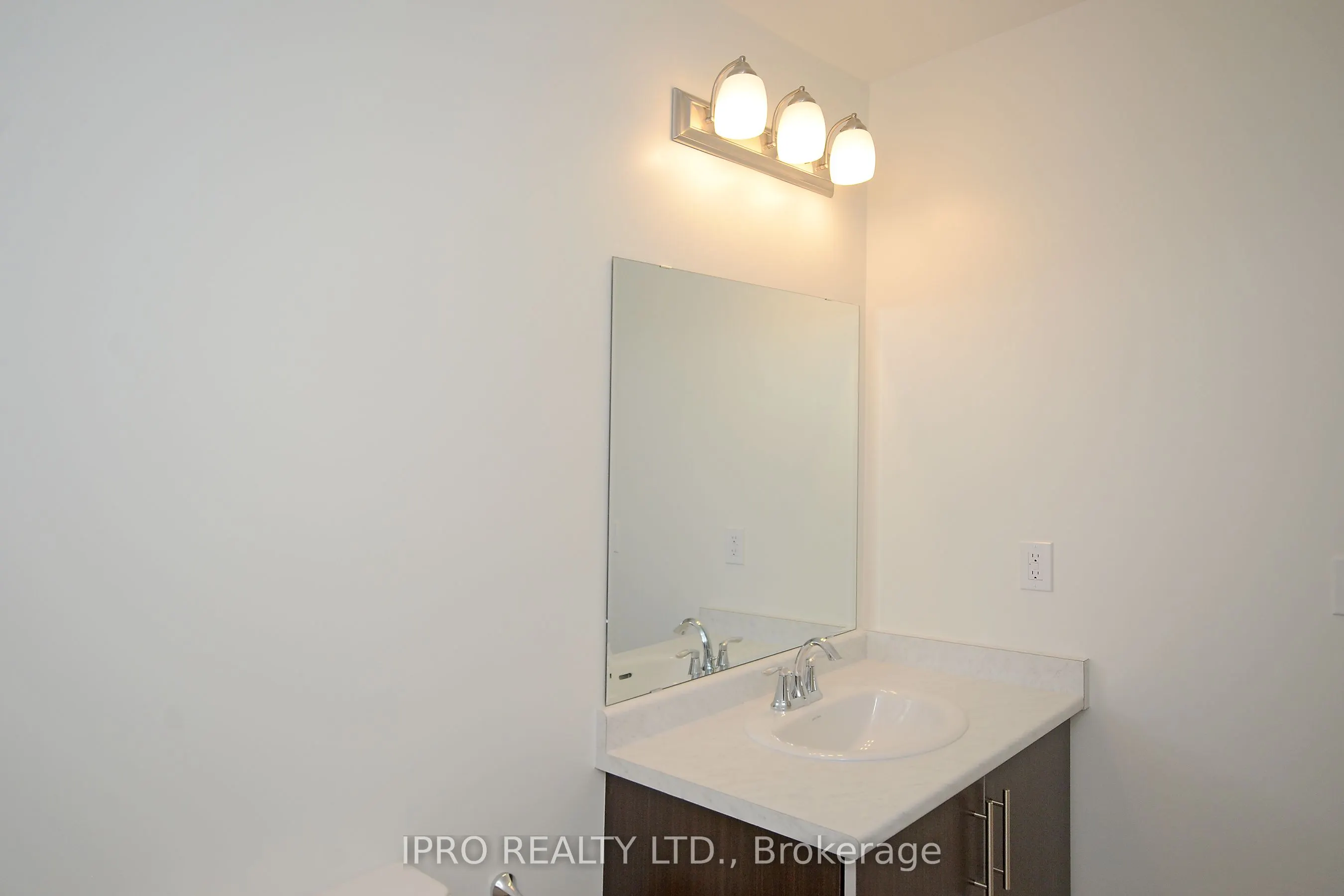 128 Grovewood Common, #435