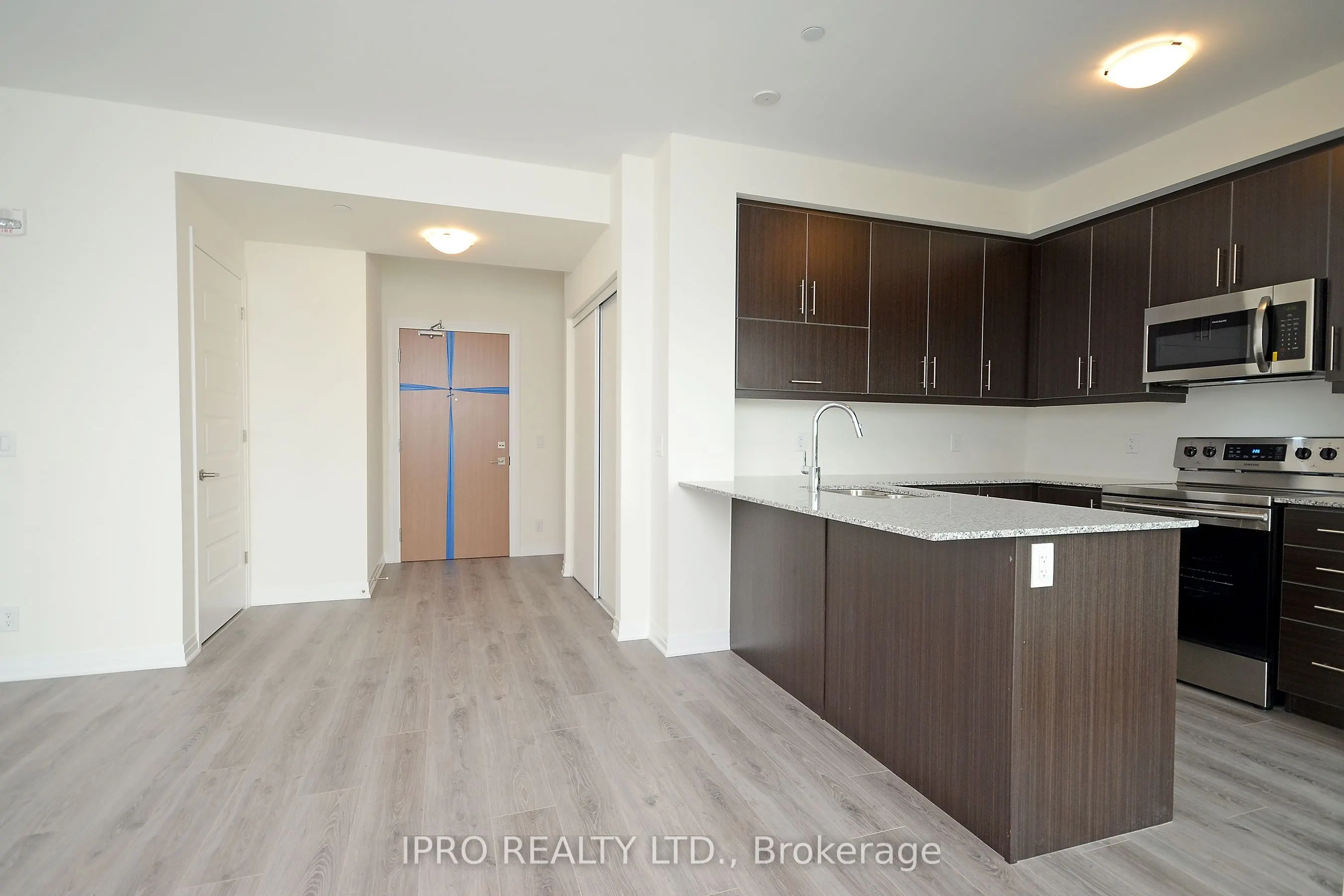 128 Grovewood Common, #435