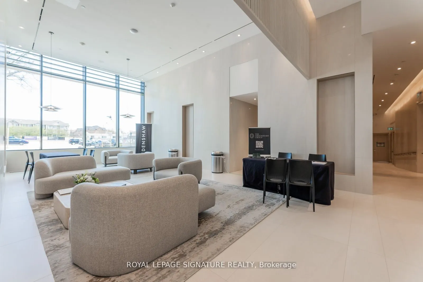 28 Ann Street, #209