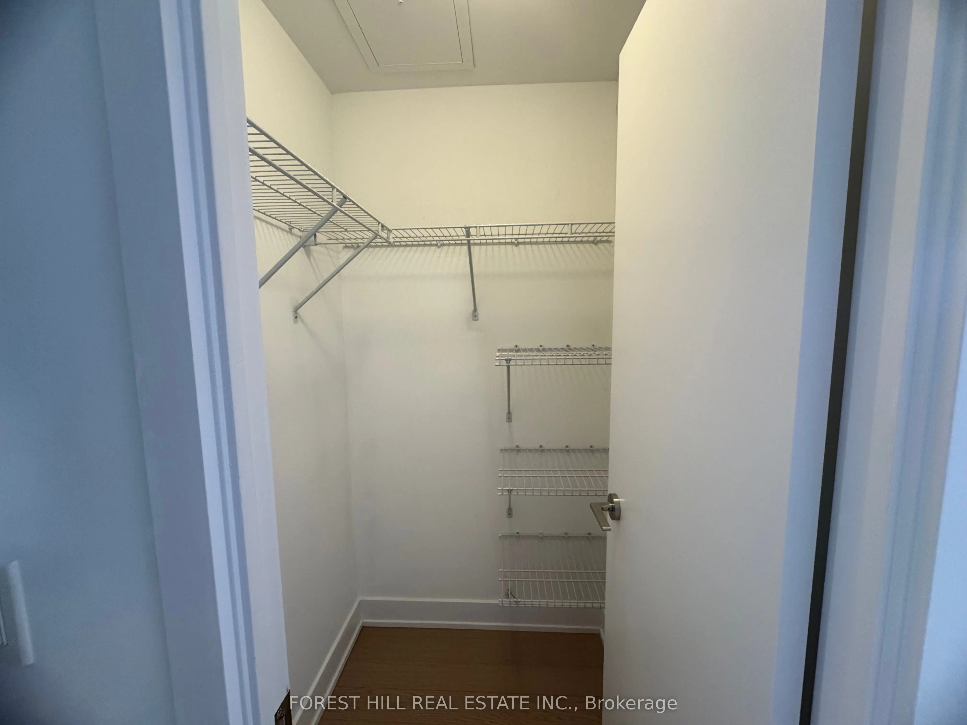 30 Shore Breeze Drive, #1922