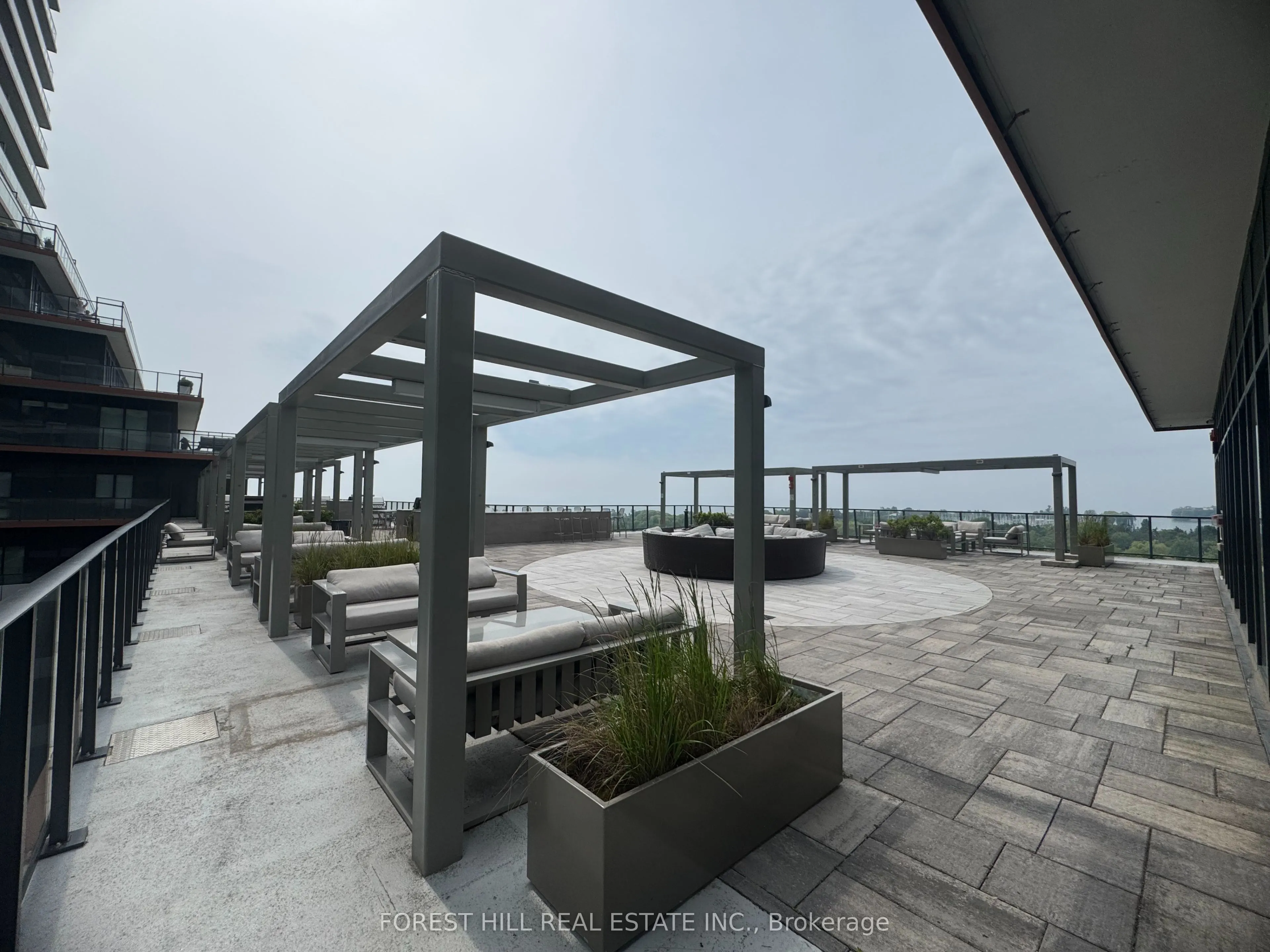 30 Shore Breeze Drive, #1922