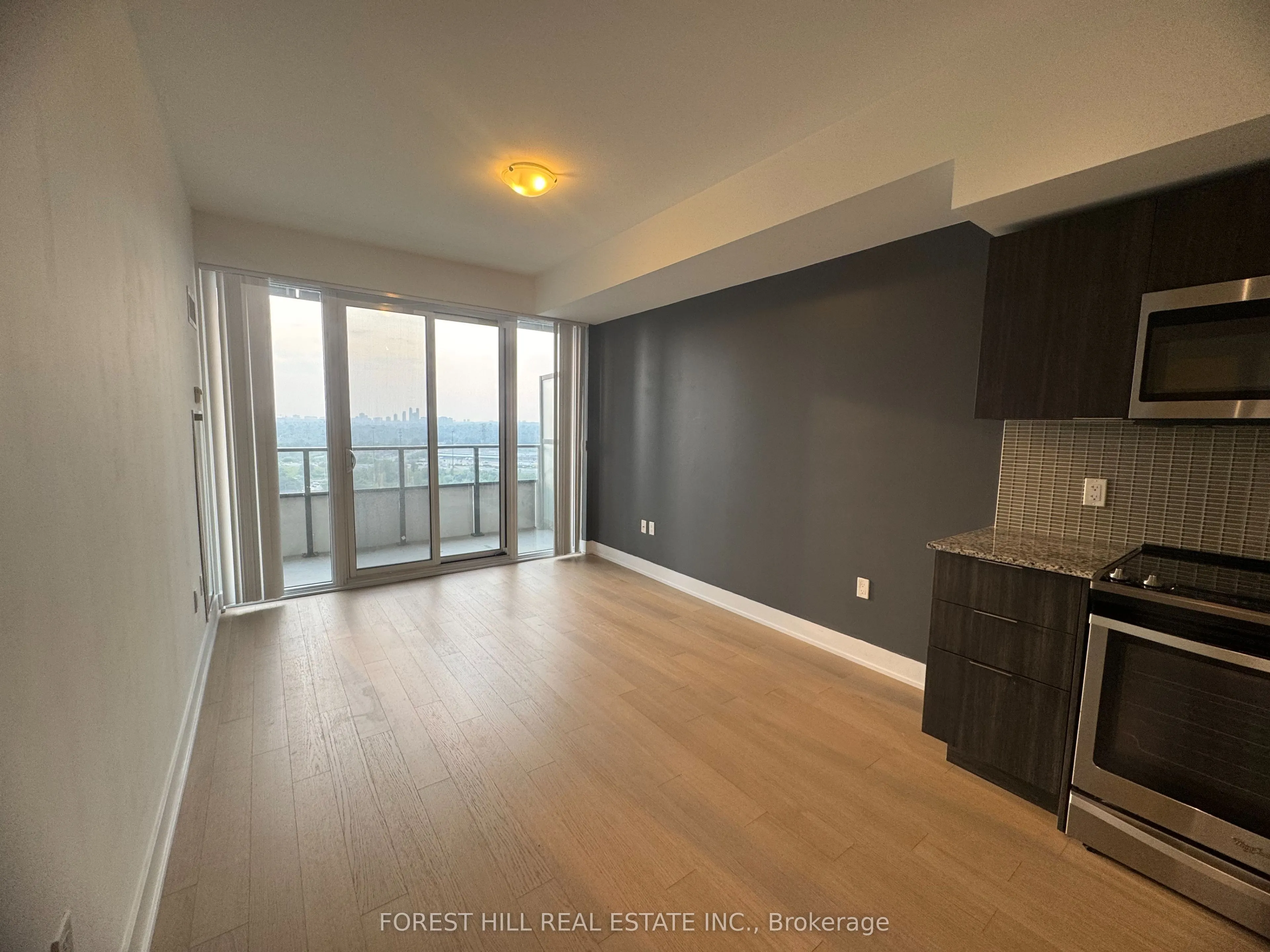 30 Shore Breeze Drive, #1922