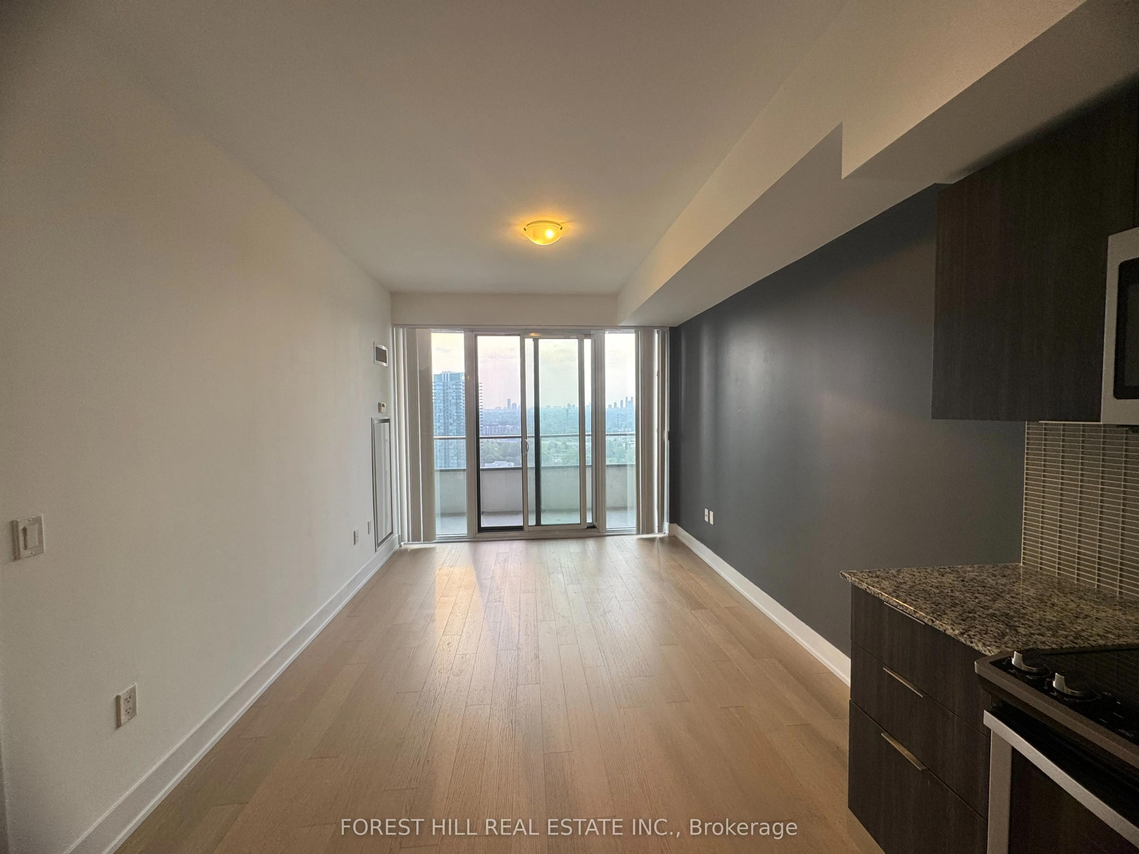30 Shore Breeze Drive, #1922