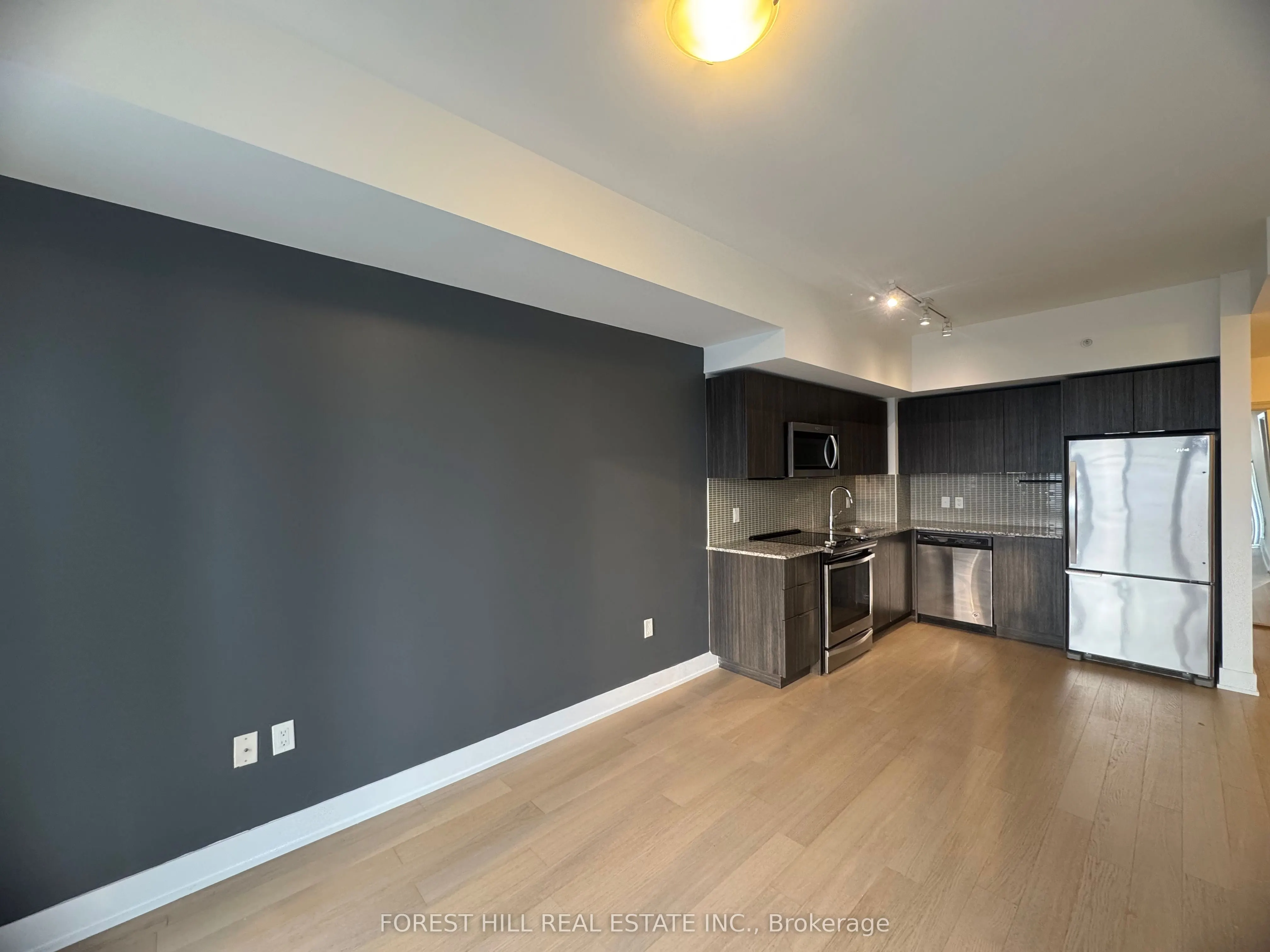 30 Shore Breeze Drive, #1922