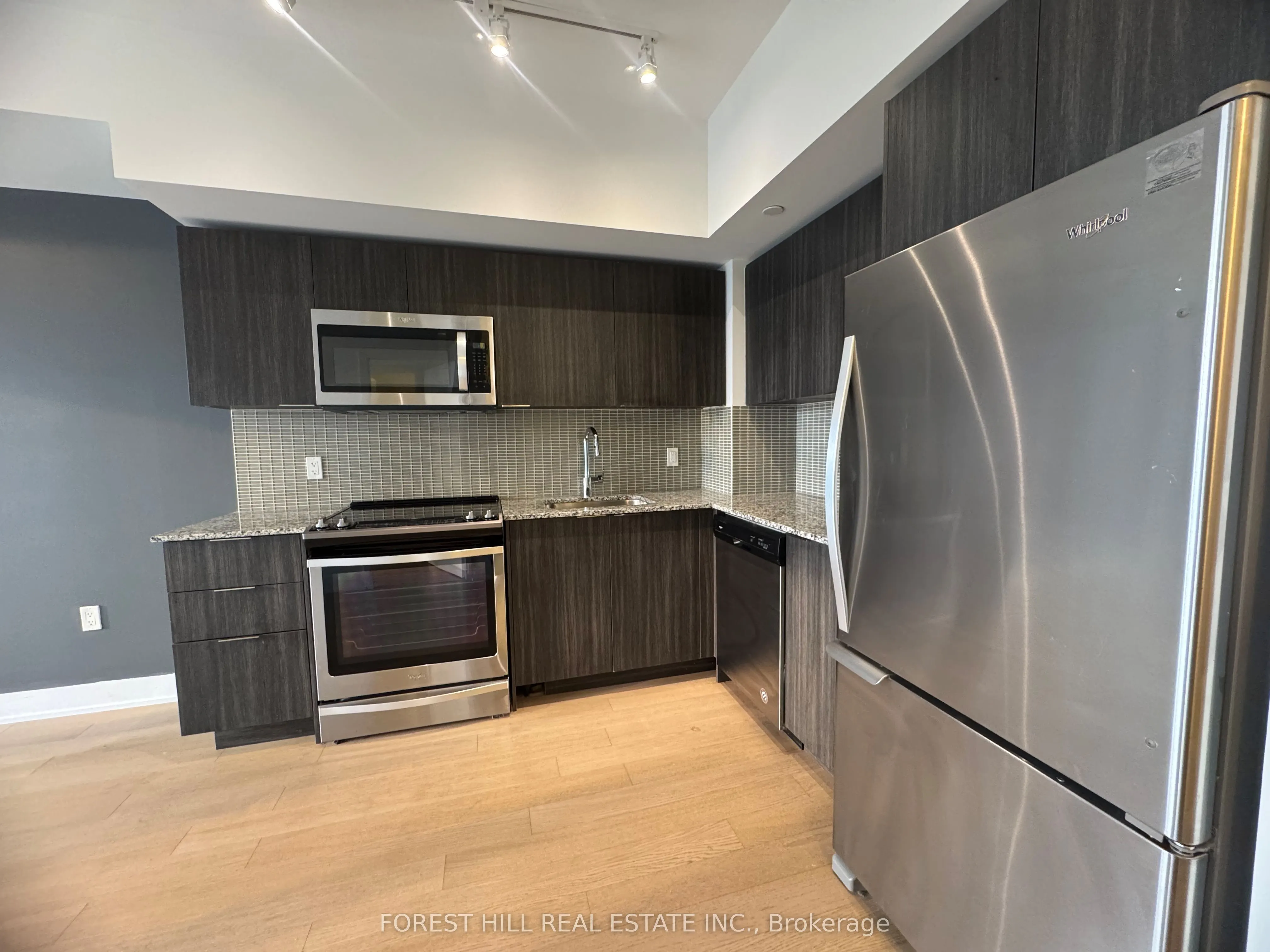 30 Shore Breeze Drive, #1922
