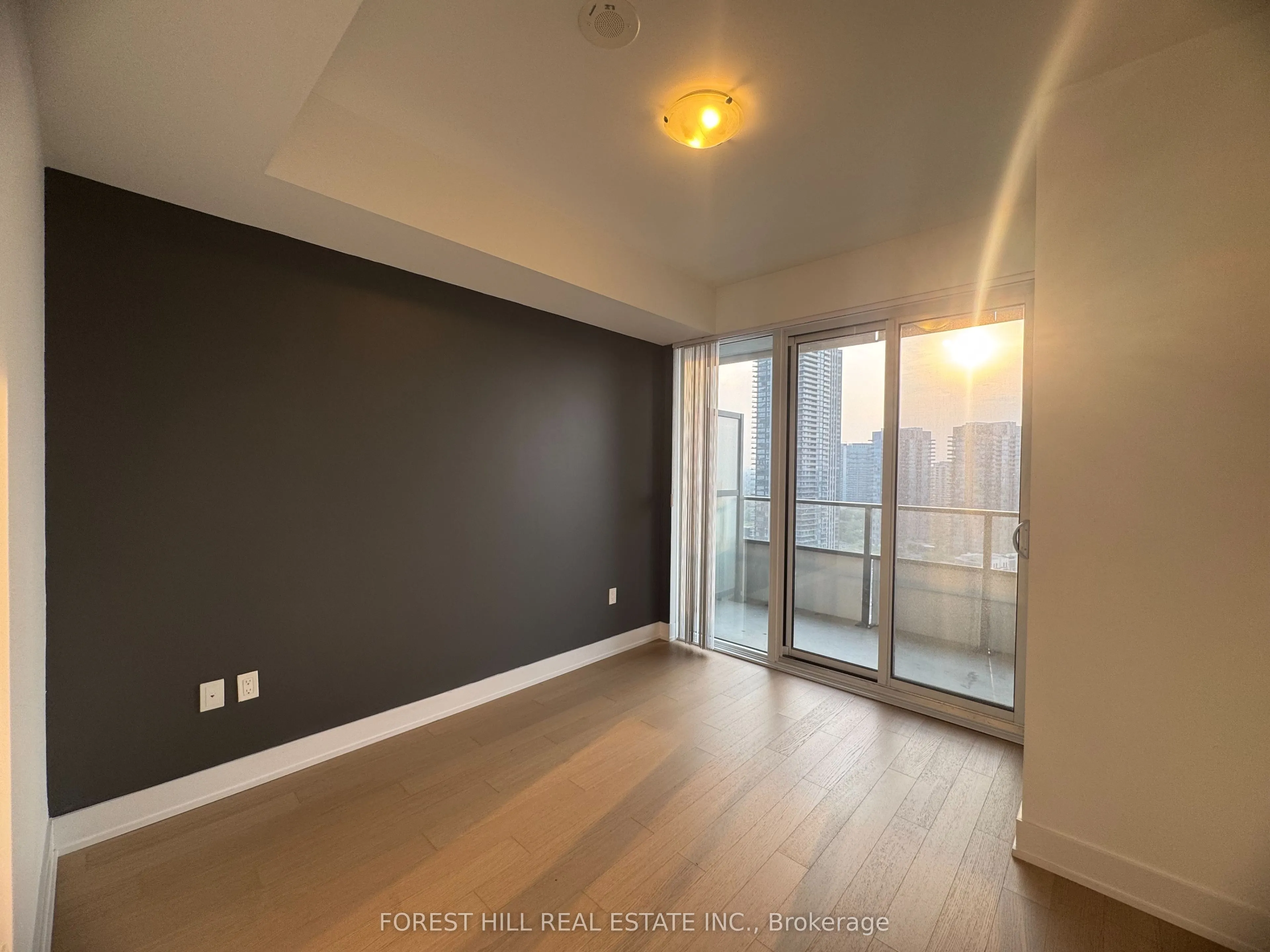 30 Shore Breeze Drive, #1922
