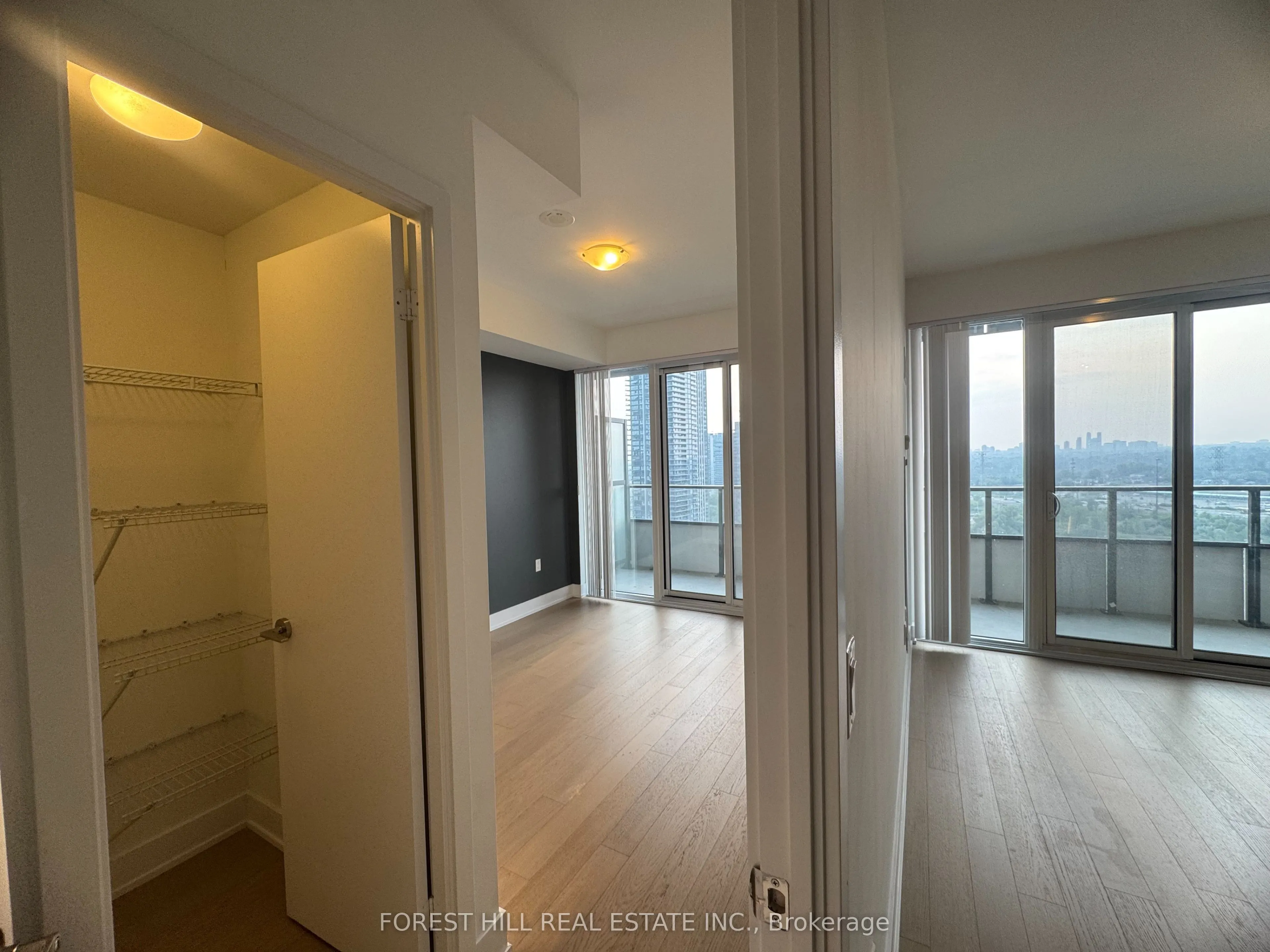 30 Shore Breeze Drive, #1922