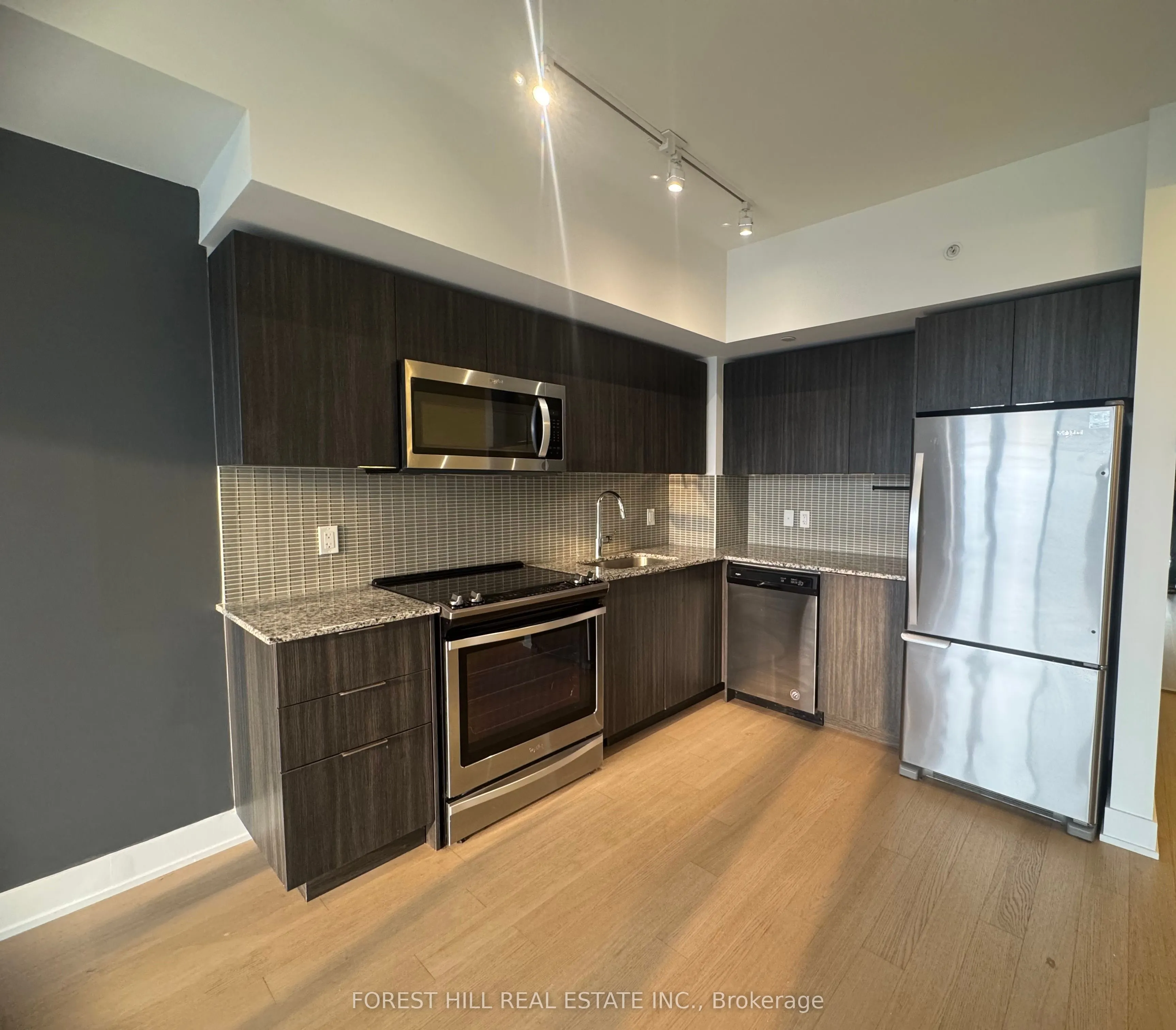30 Shore Breeze Drive, #1922