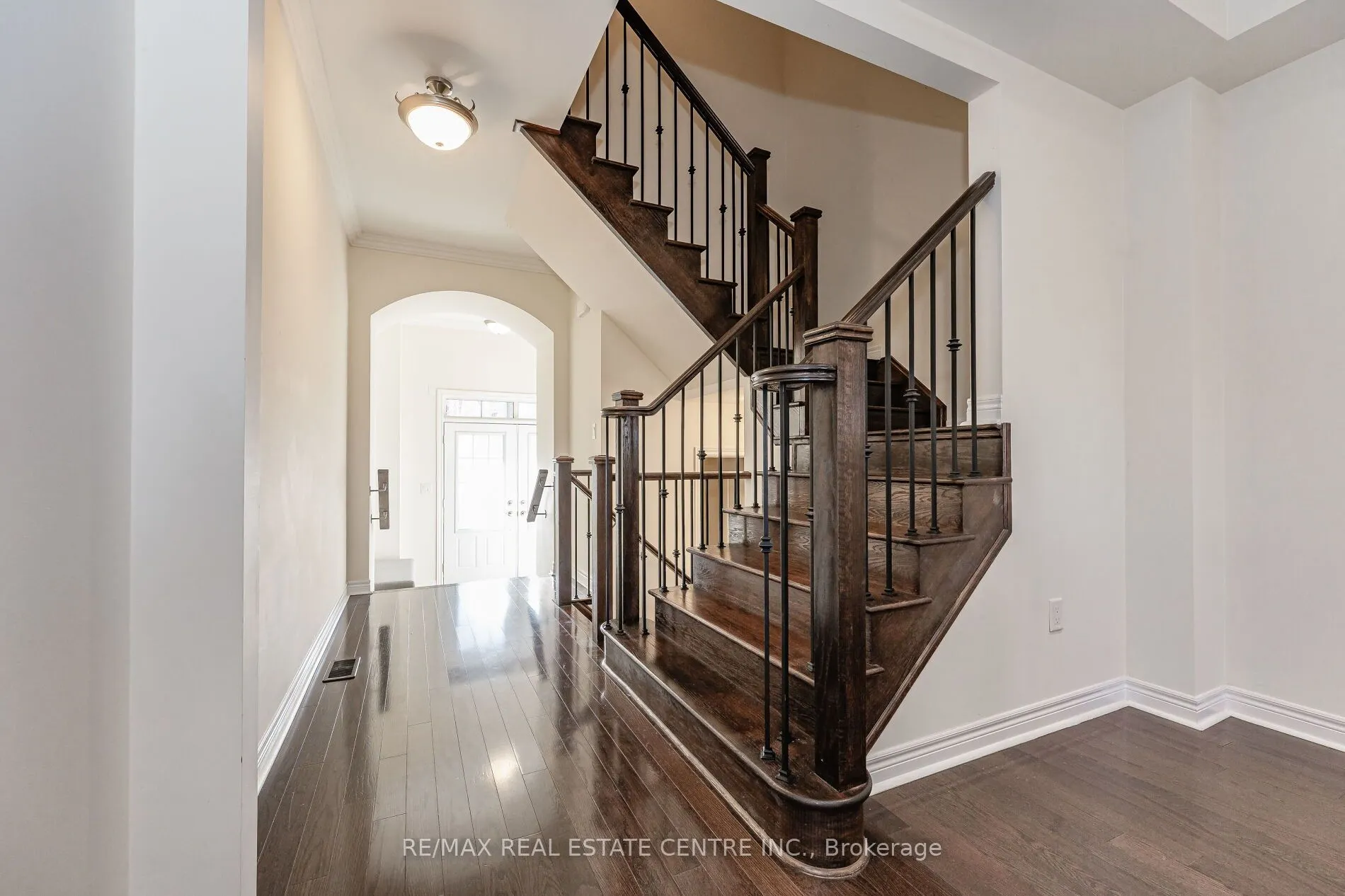 2453 Village Common