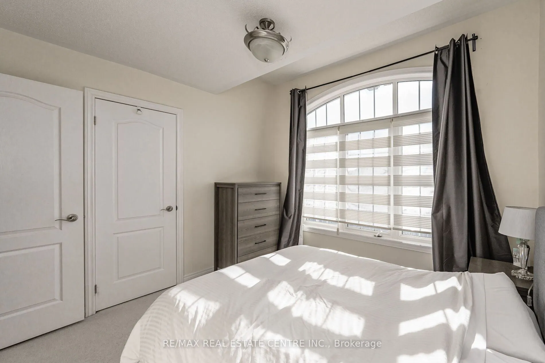 2453 Village Common