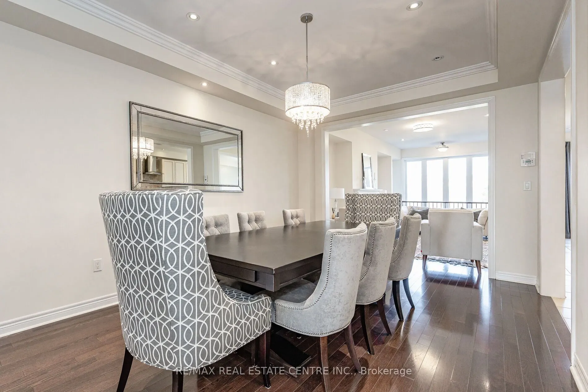 2453 Village Common