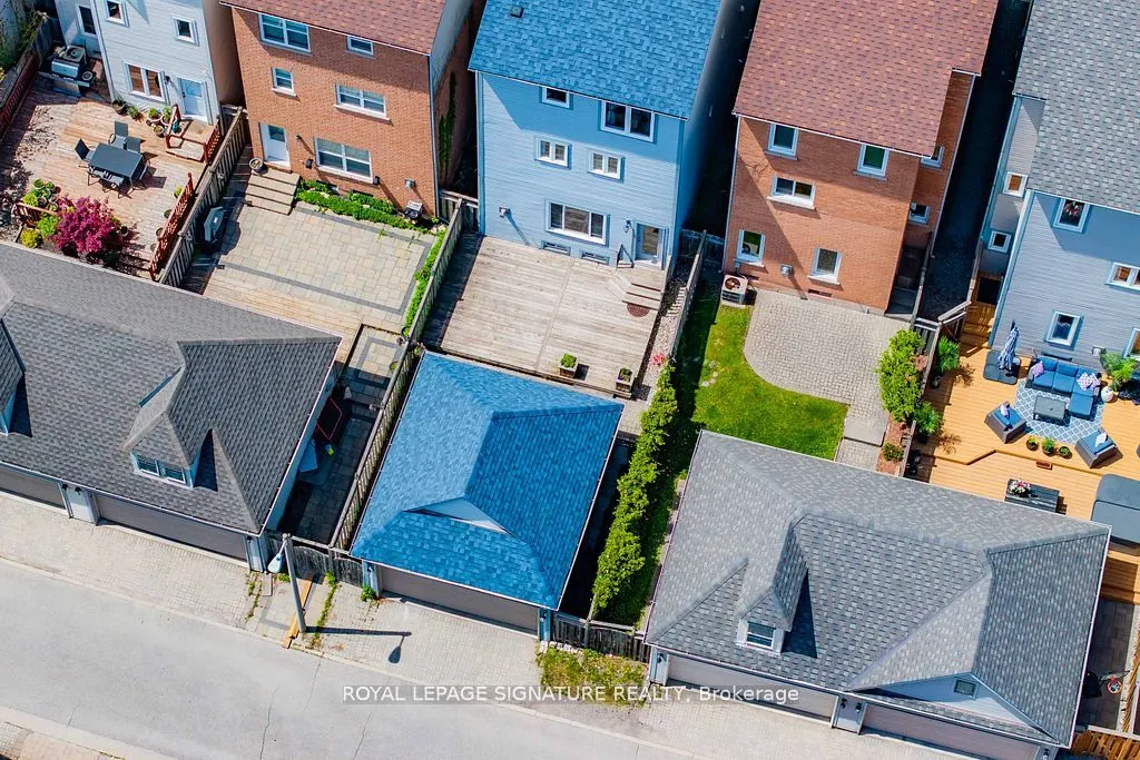 216 Gatwick Drive