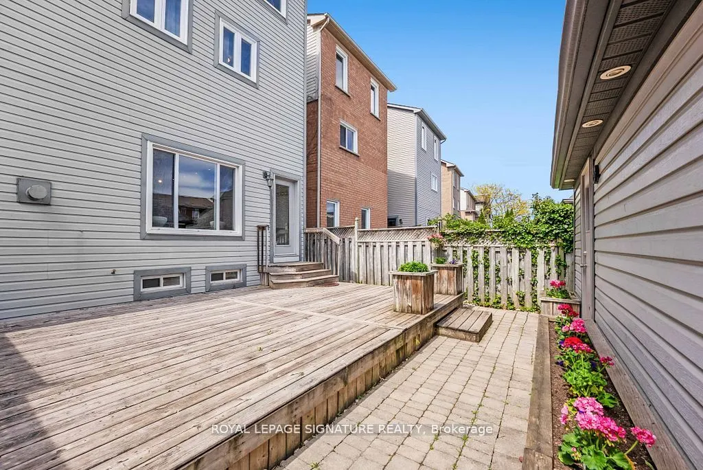 216 Gatwick Drive