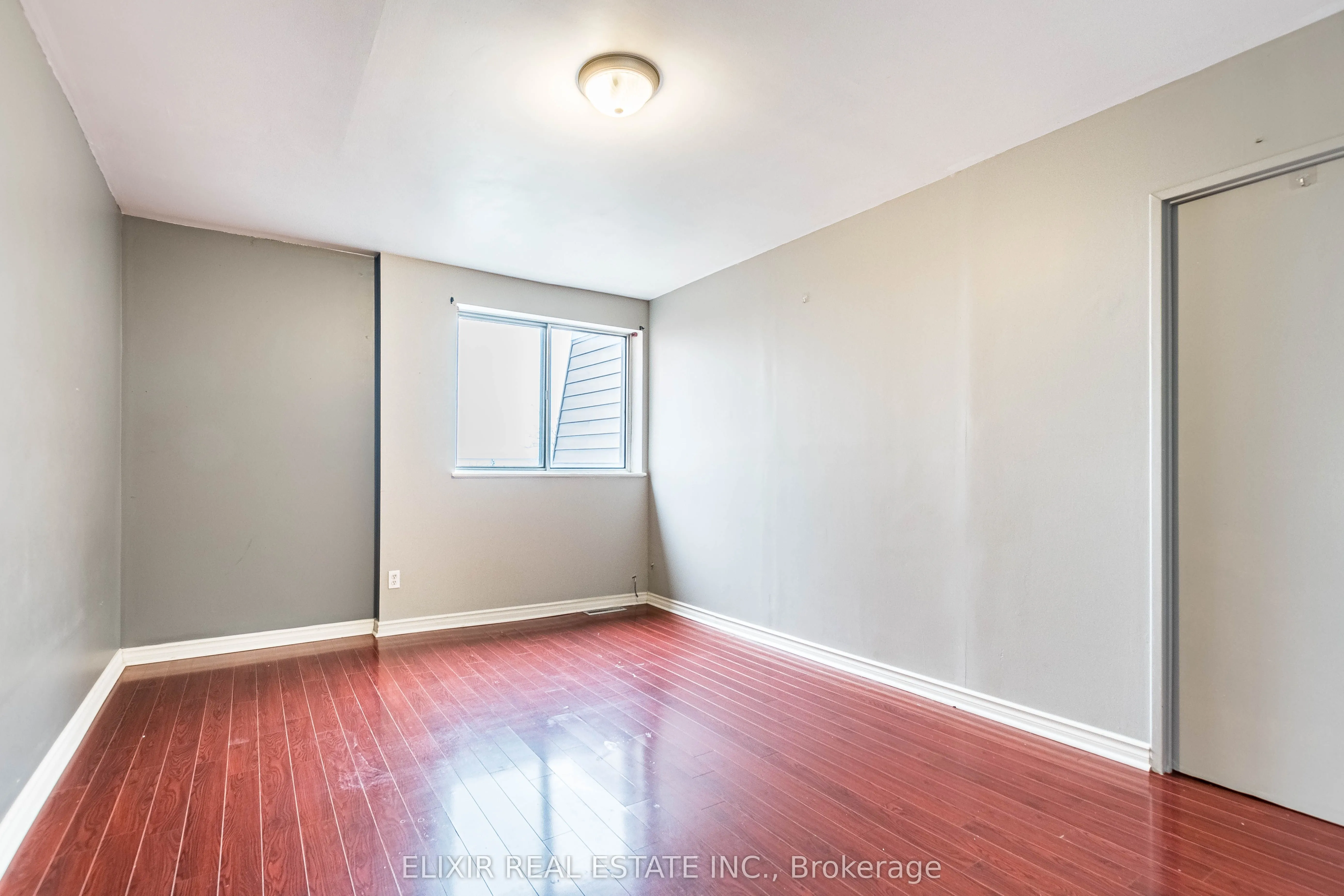 3025 The Credit Woodlands Drive, #336