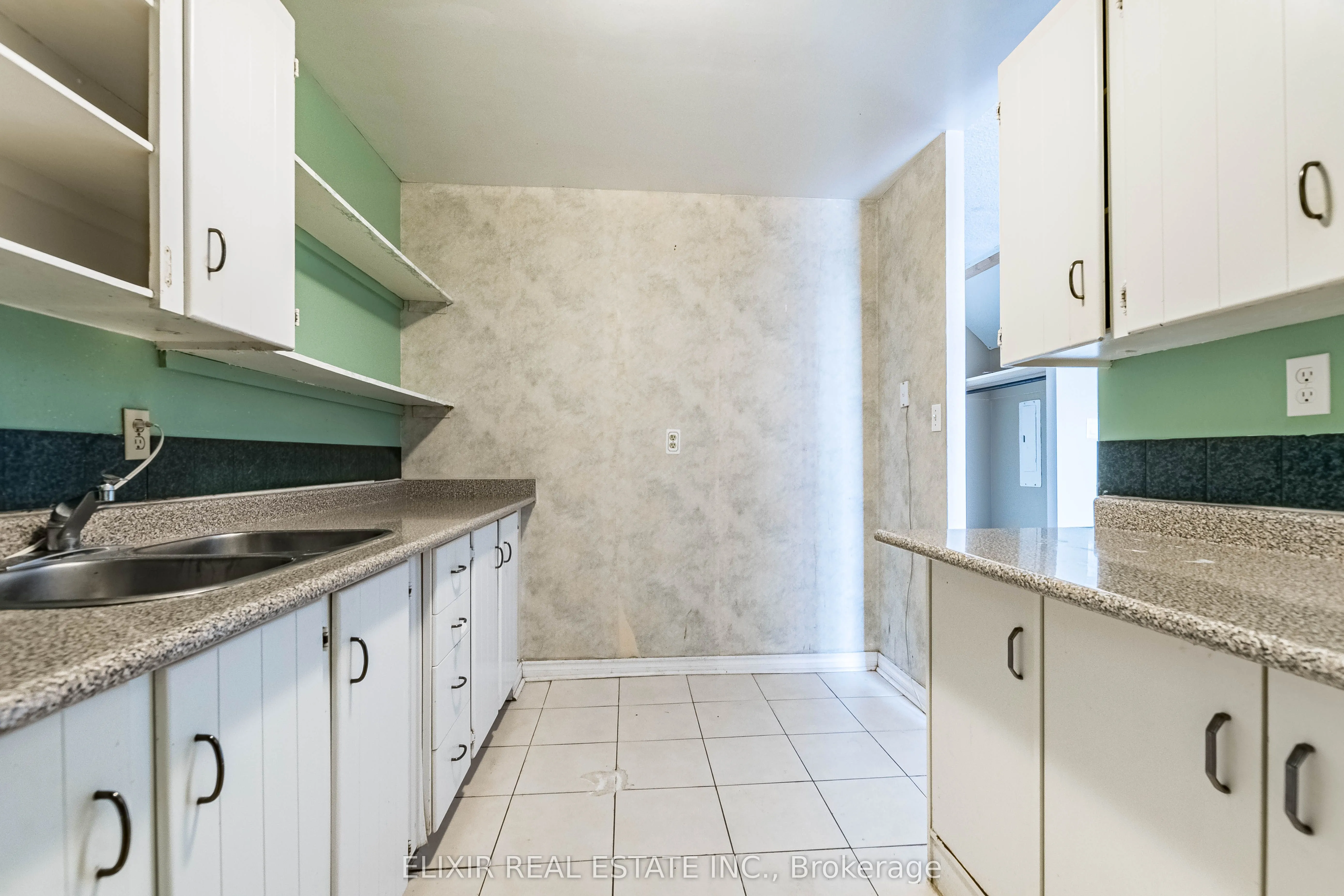 3025 The Credit Woodlands Drive, #336